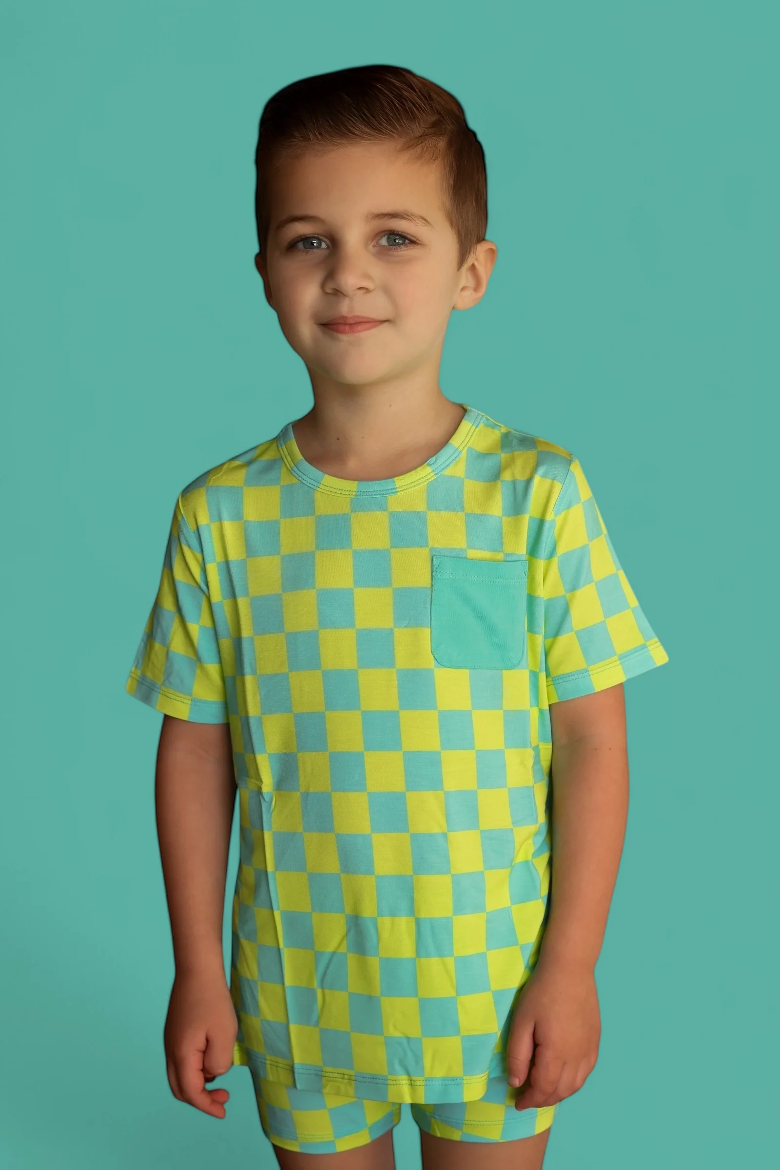 BE BOLD CHECKERS DREAM POCKET TEE - Image 11