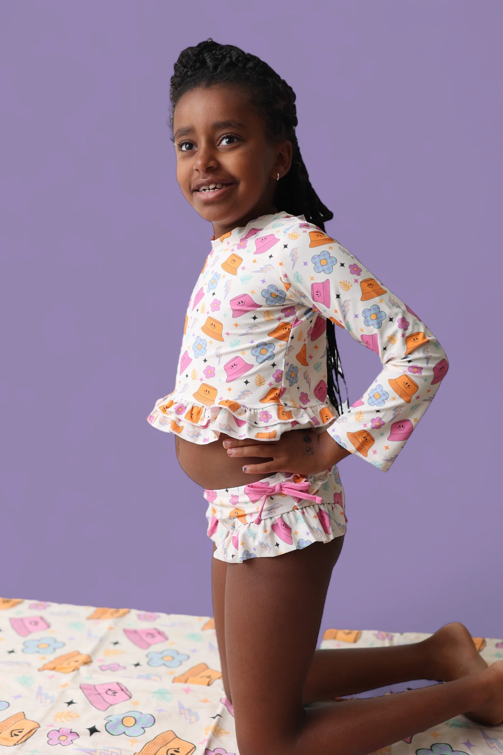 BEACH FOR DAISIES DREAM TWO-PIECE RASH GUARD RUFFLE SWIM SUIT - Image 12