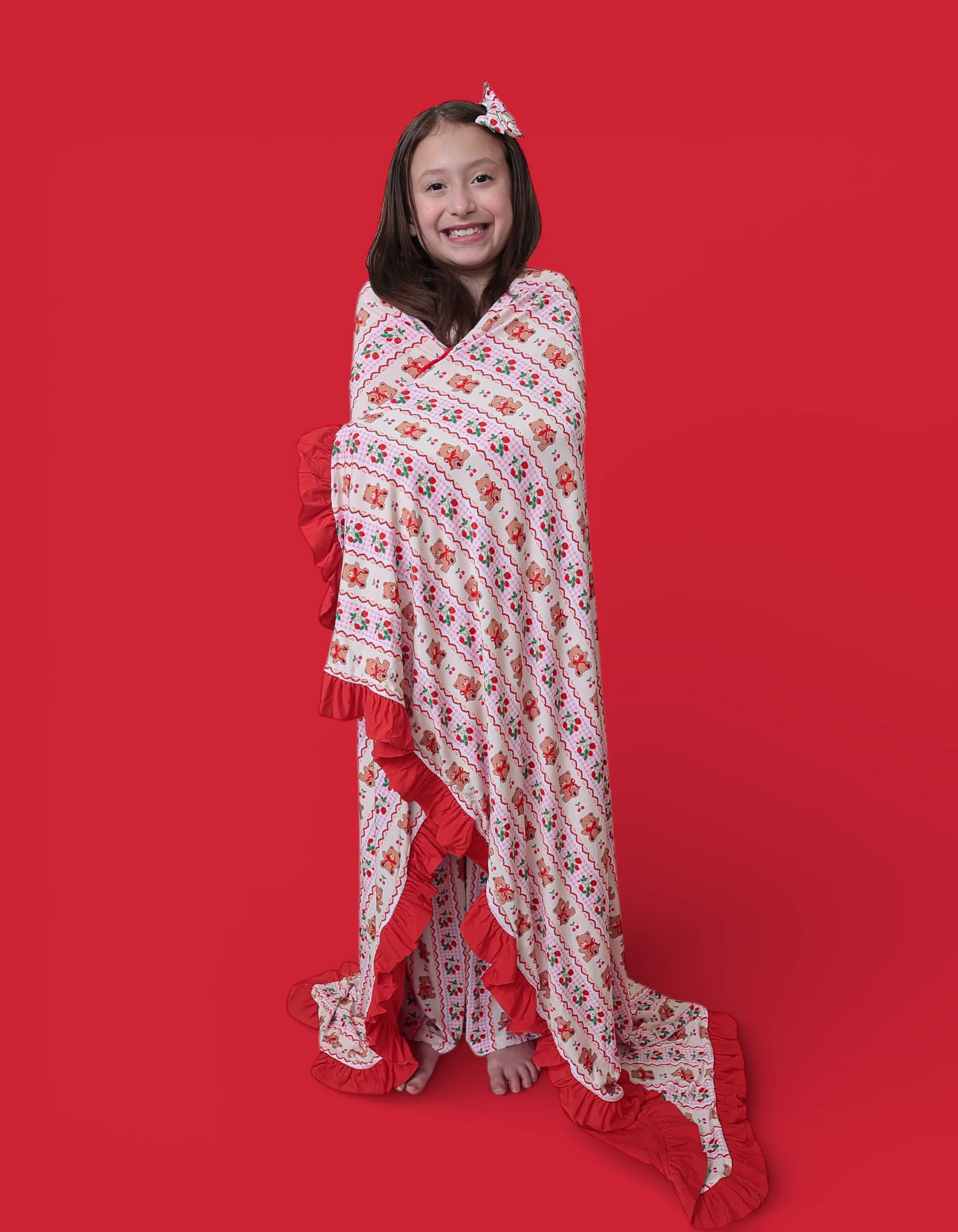 BERRY BEAR BLISS DREAM RUFFLE BLANKET - Image 3