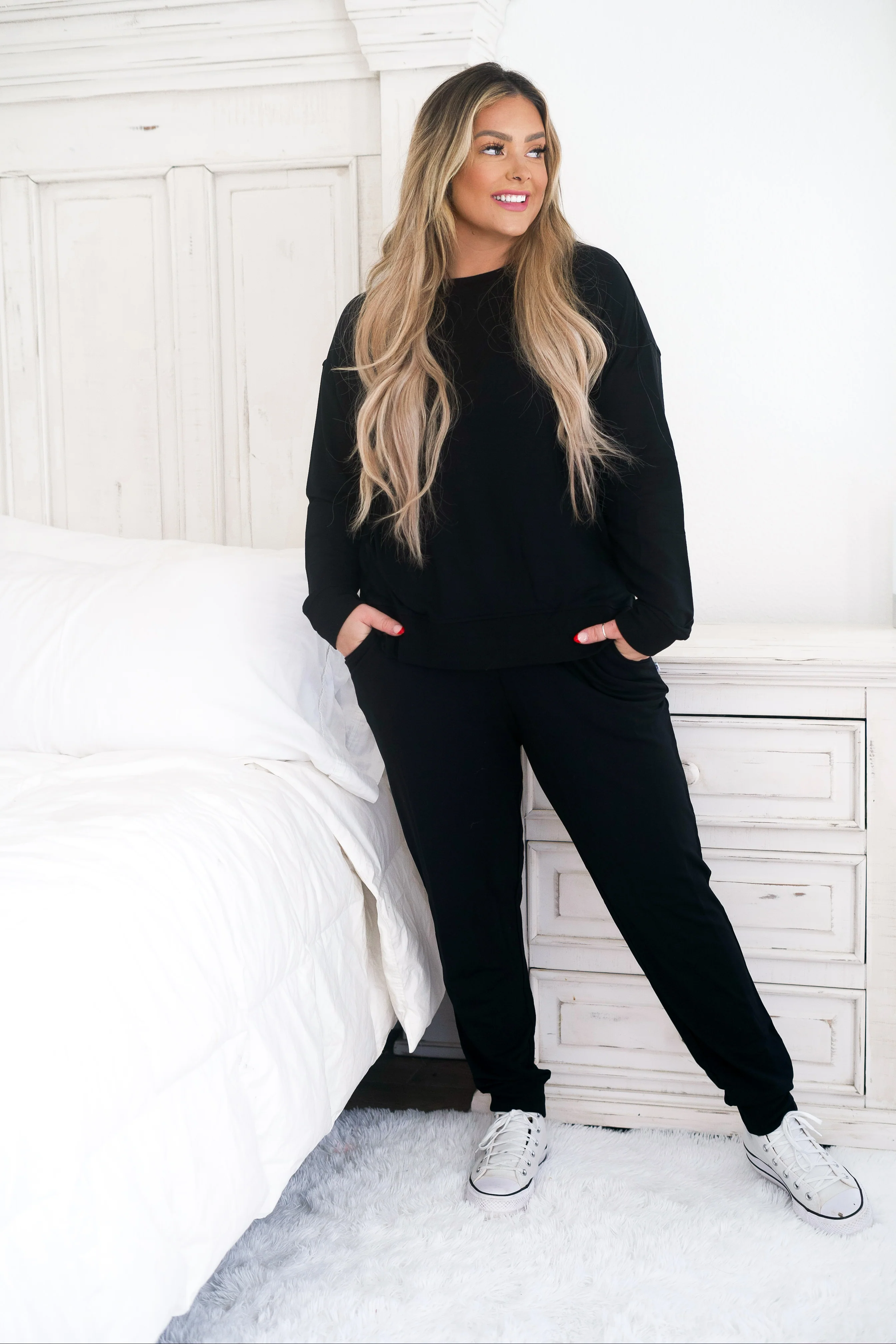 BLACK TERRY DREAM WOMEN'S PULLOVER - Image 6