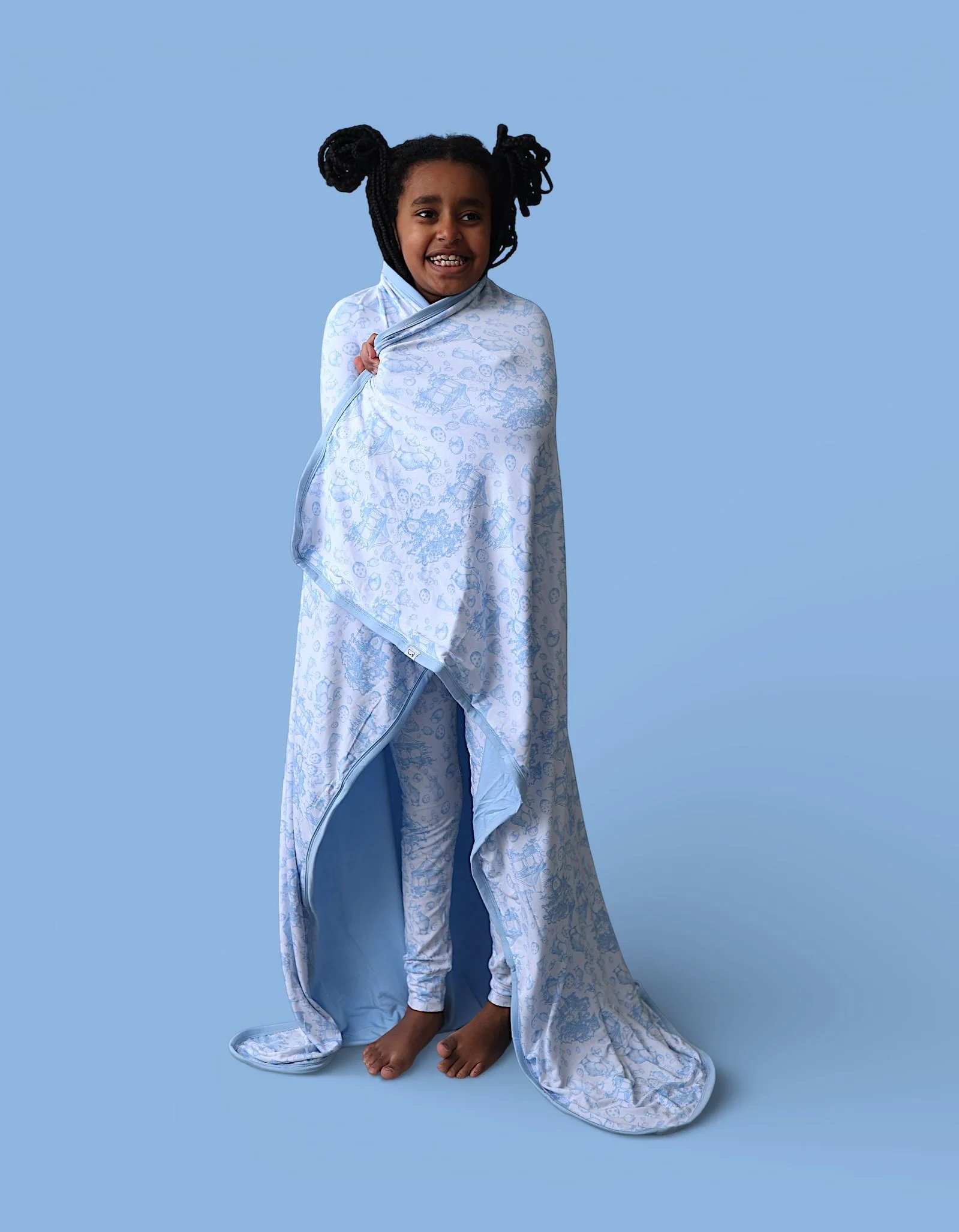 BLUEBELL EASTER TOILE DREAM BLANKET - Image 5