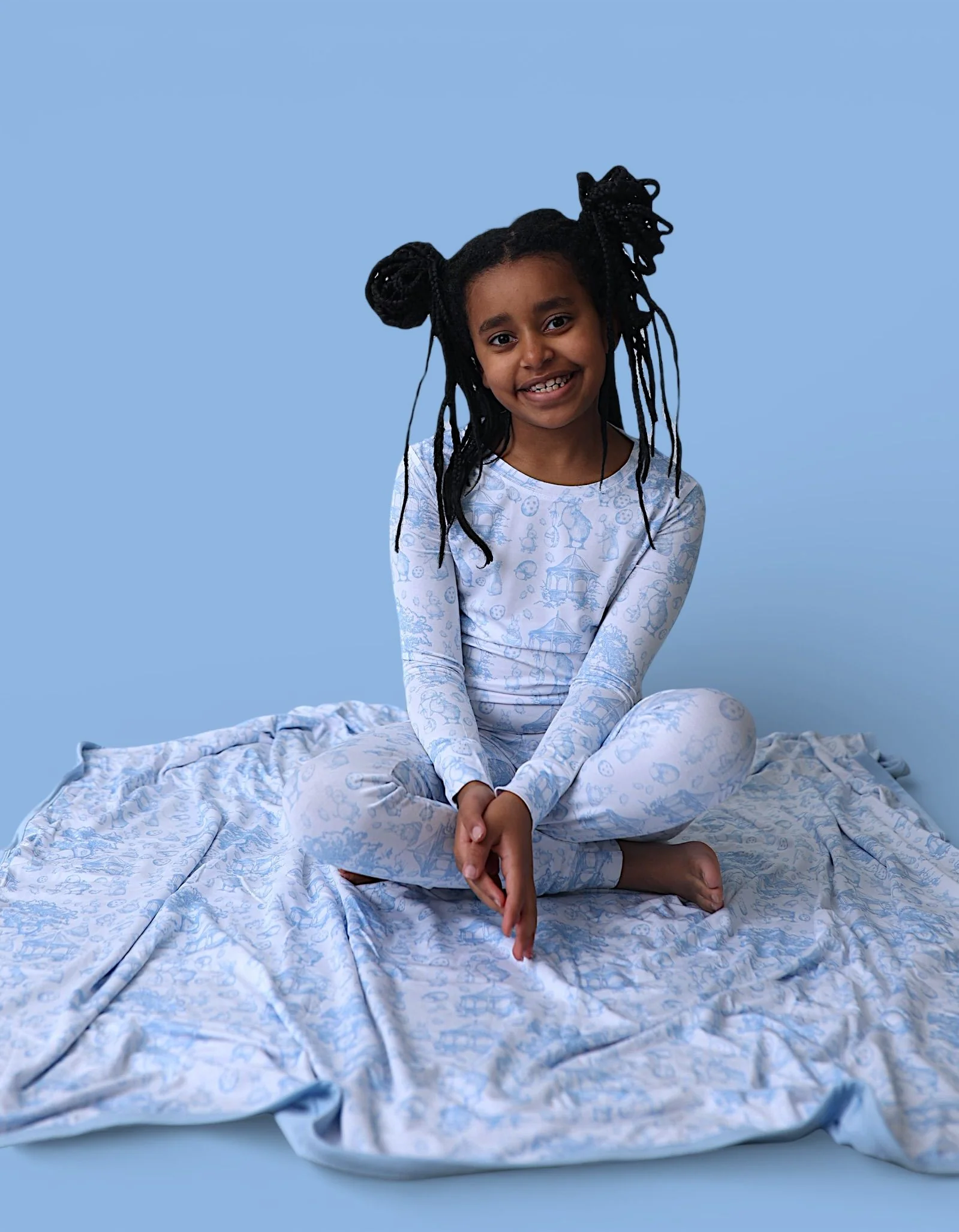 BLUEBELL EASTER TOILE DREAM BLANKET - Image 7