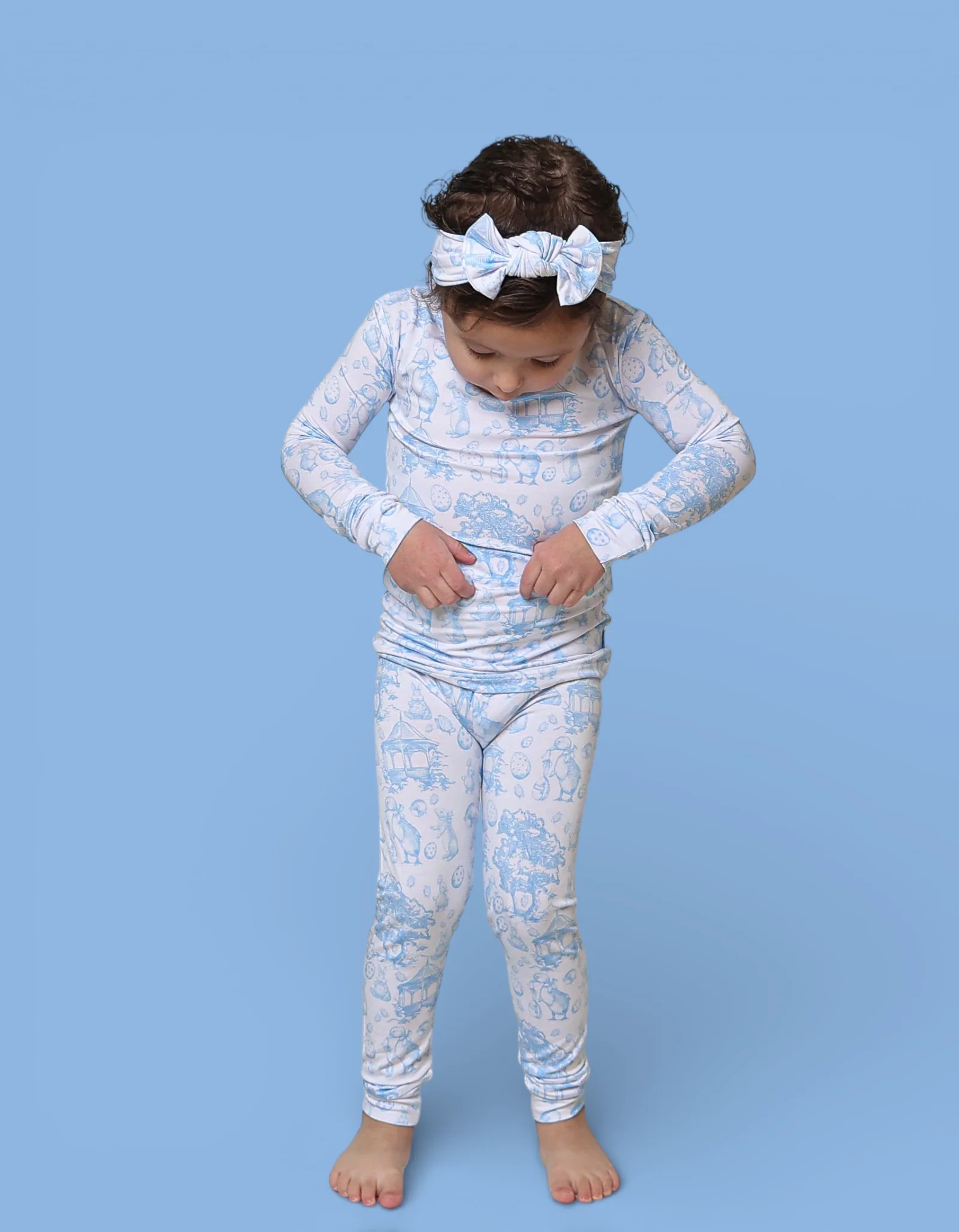 BLUEBELL EASTER TOILE DREAM BOW - Image 3