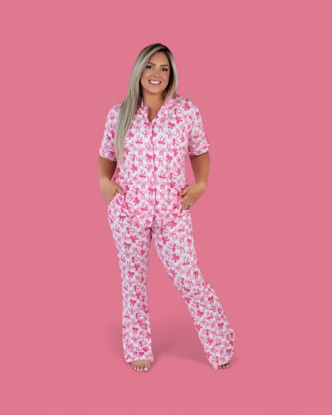 BOW CHECKERED CHARM SHORT SLEEVE WOMEN’S RELAXED FLARE DREAM SET - Image 9