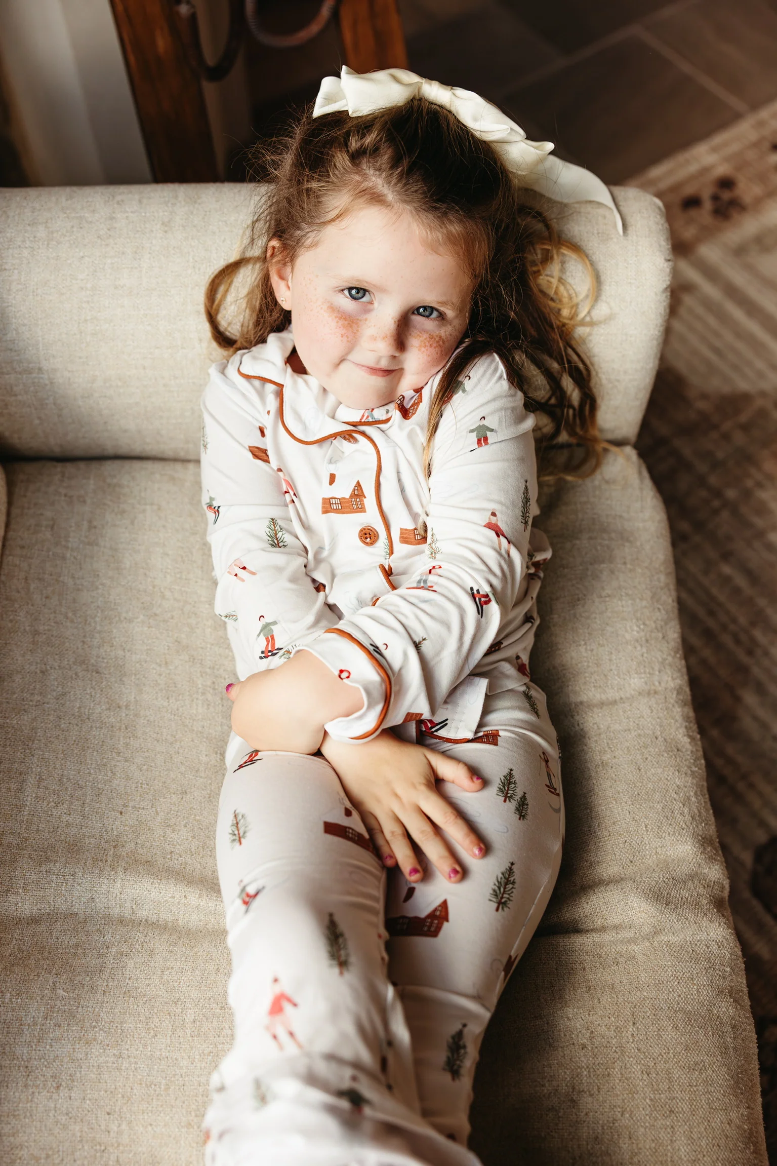 COZY CHALET DREAM GIRL'S FLARE SET - Image 8