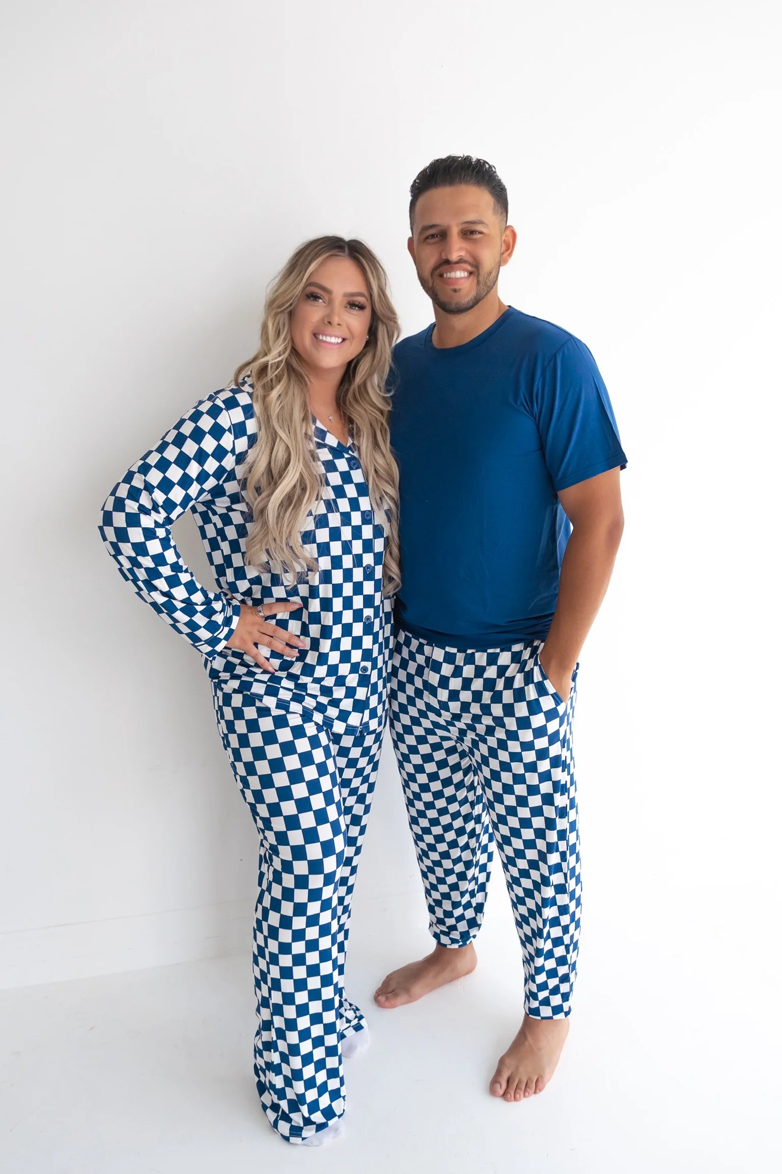NAVY CHECKERS MEN'S DREAM JOGGER SET - Image 3