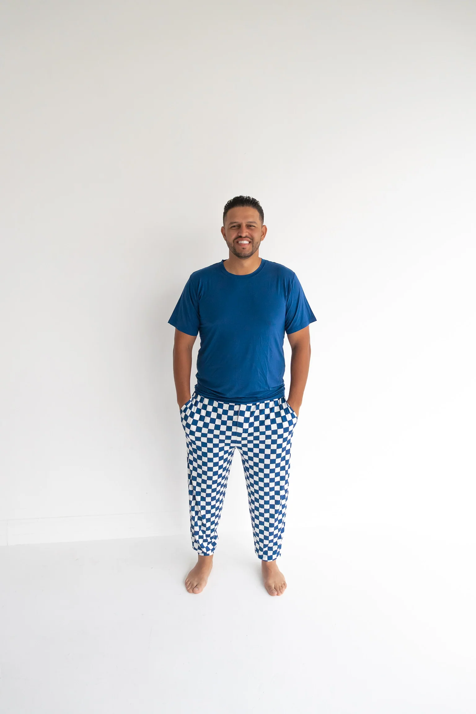 NAVY CHECKERS MEN'S DREAM JOGGER SET - Image 5