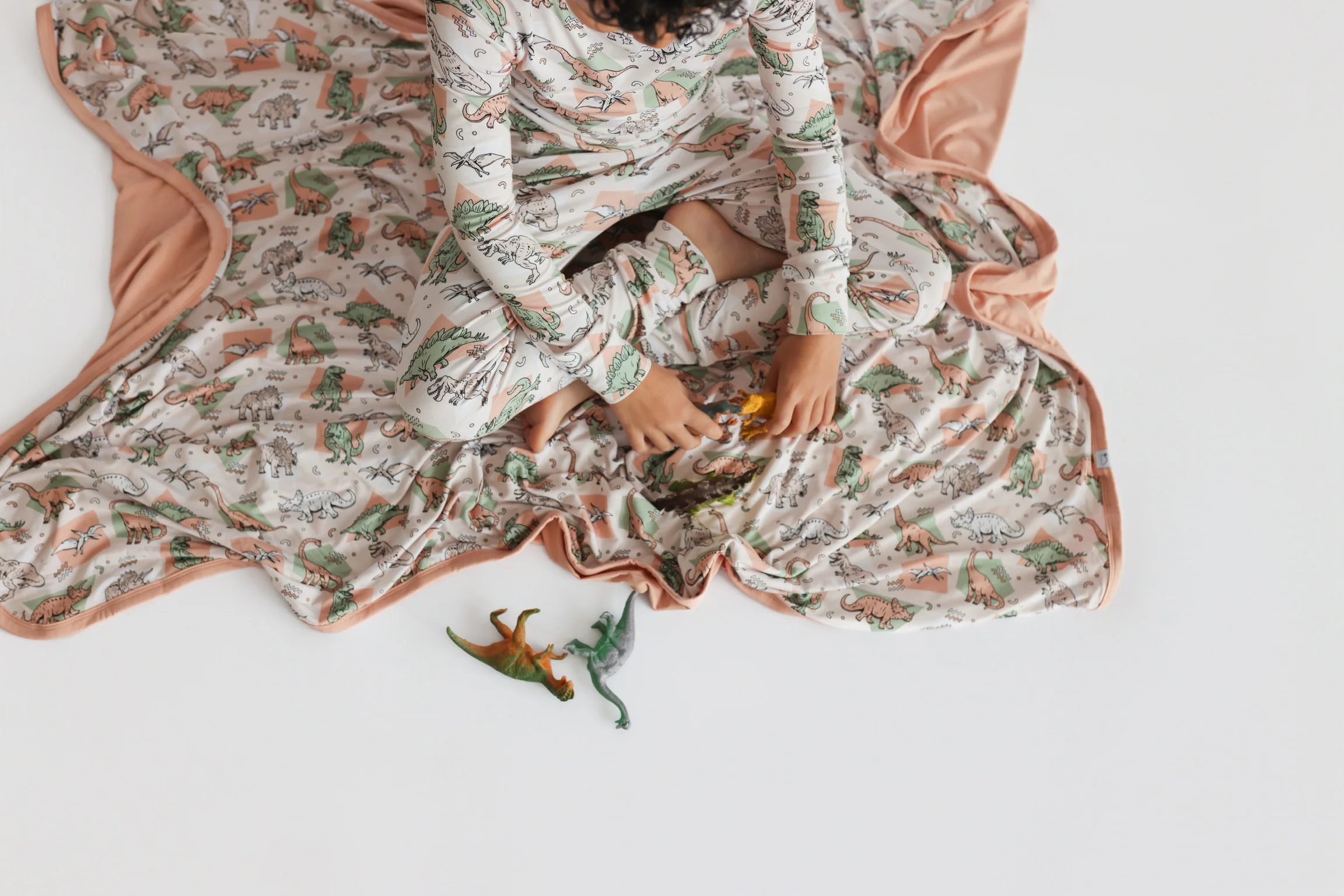 DINO DELIGHT DREAM BLANKET - Image 5
