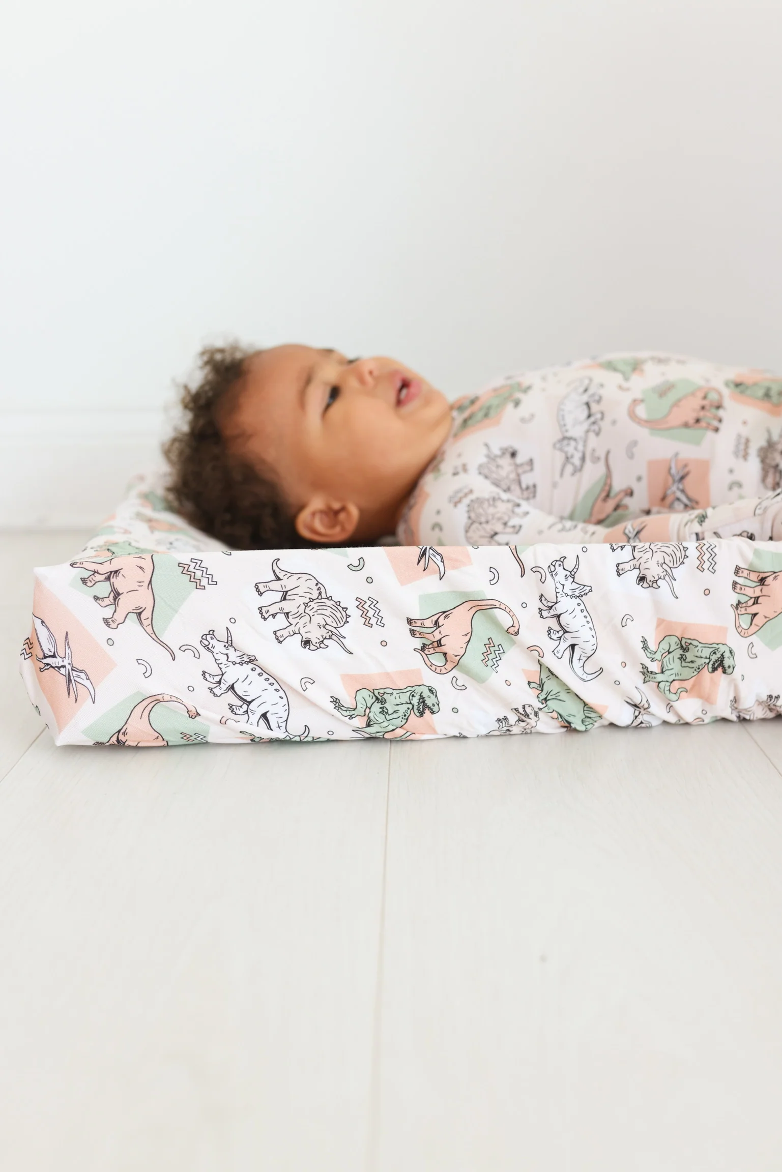 DINO DELIGHT DREAM CHANGING PAD - Image 5