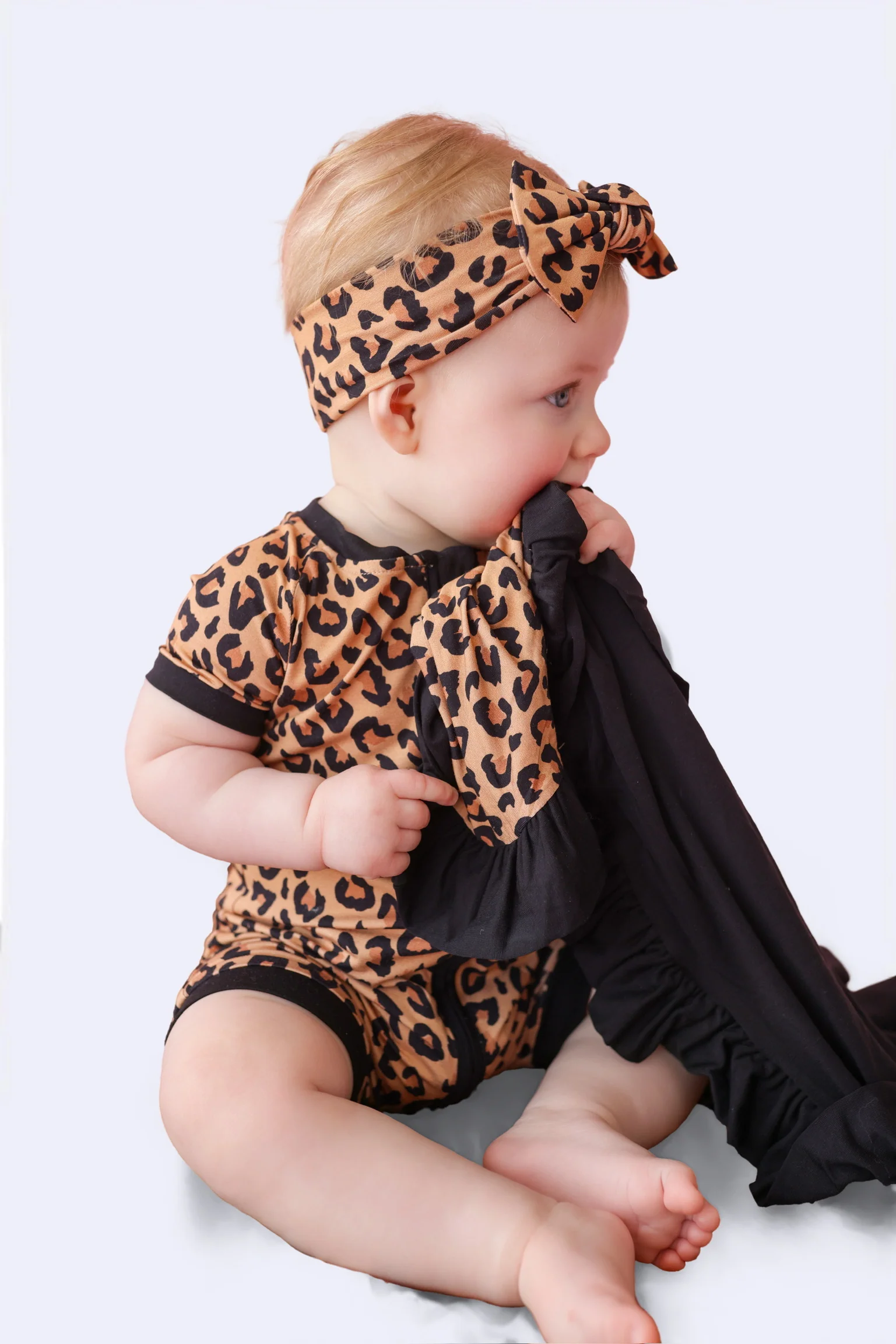 LEOPARD DREAM SHORTIE - Image 7