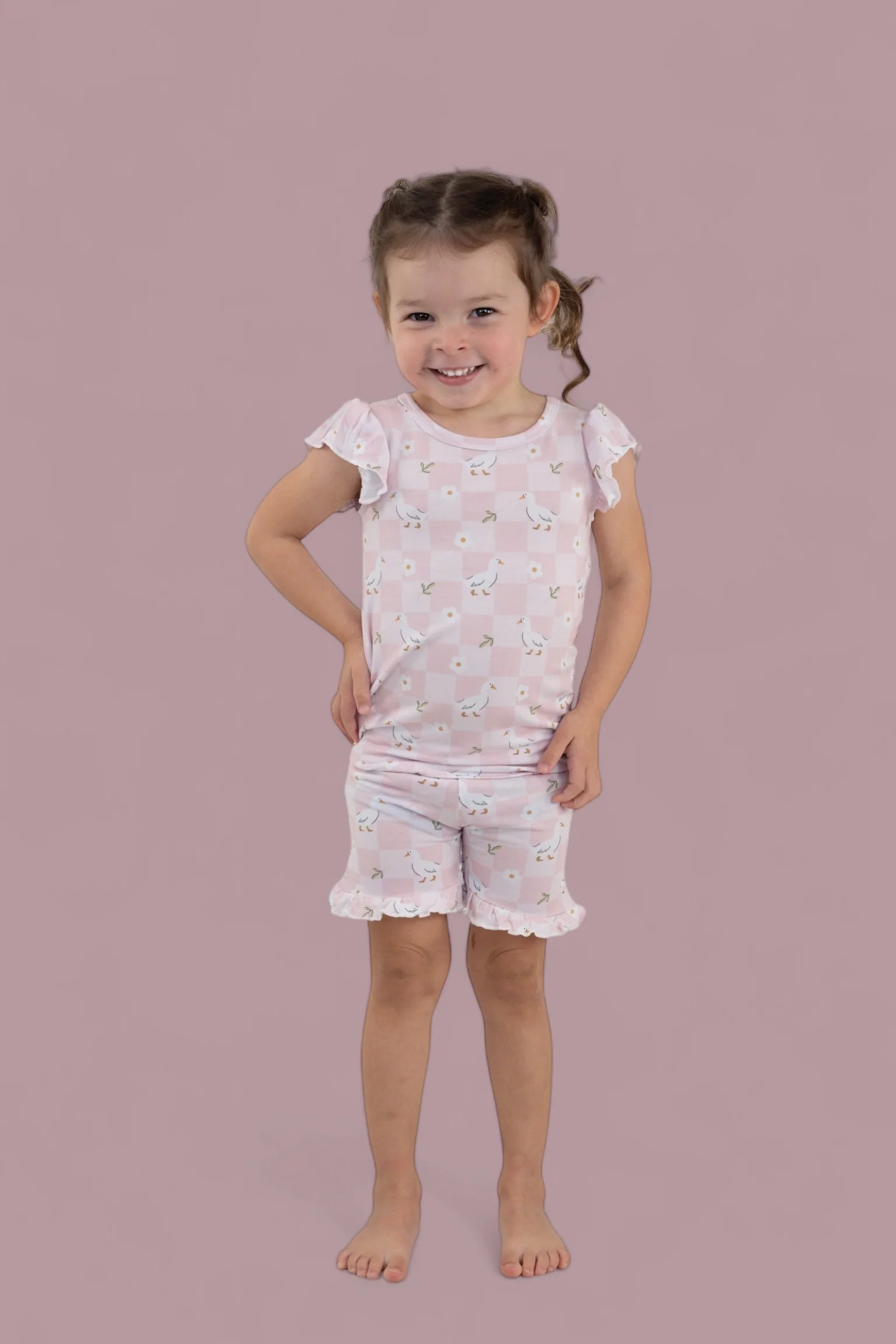 EXCLUSIVE DUCKS AND DAISIES DREAM RUFFLE SHORT SET - Image 15