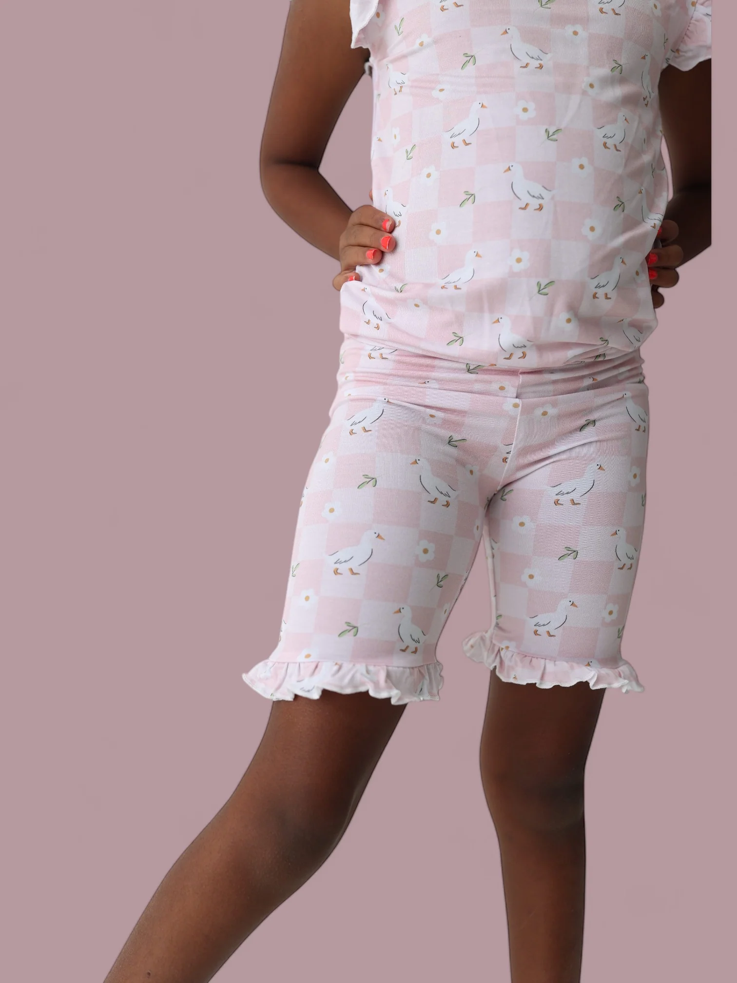 EXCLUSIVE DUCKS AND DAISIES DREAM RUFFLE SHORT SET - Image 3