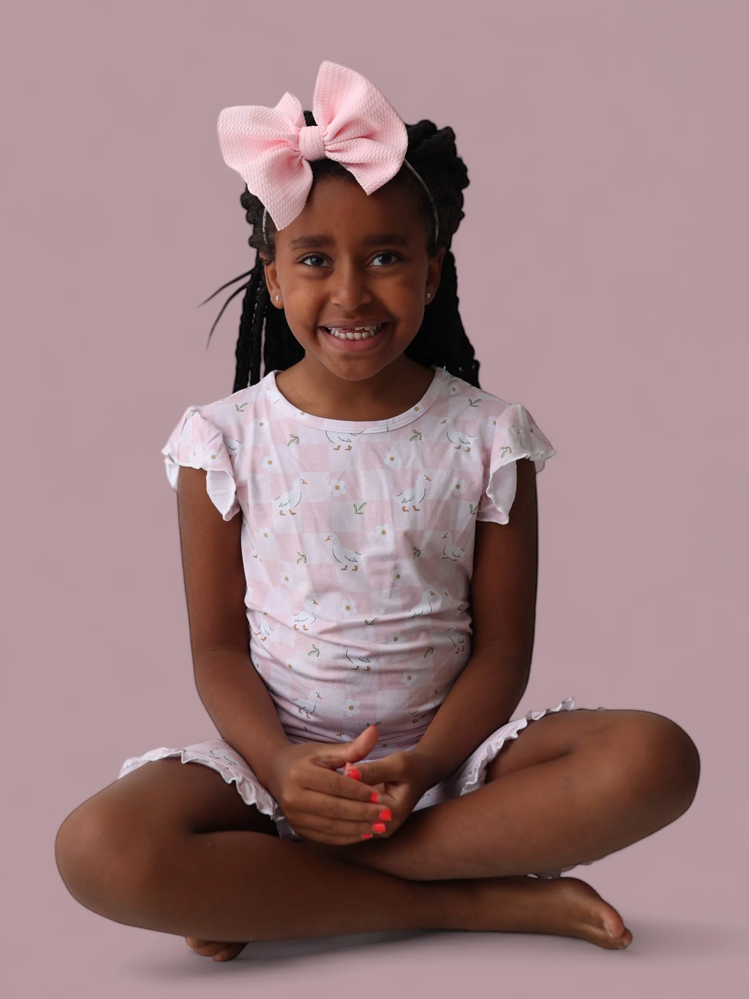 EXCLUSIVE DUCKS AND DAISIES DREAM RUFFLE SHORT SET - Image 6