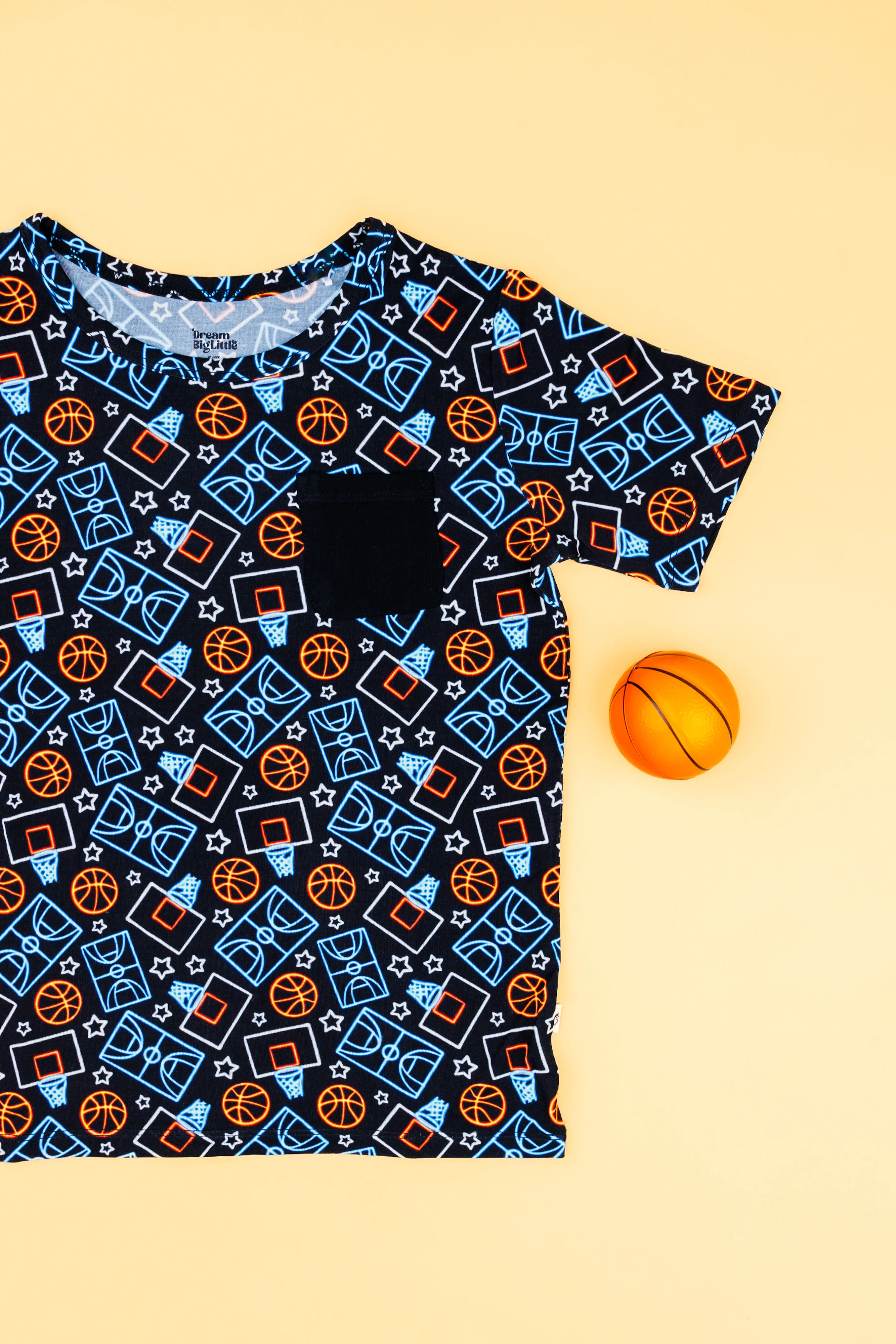 DUNKIN' VIBES DREAM POCKET TEE - Image 2