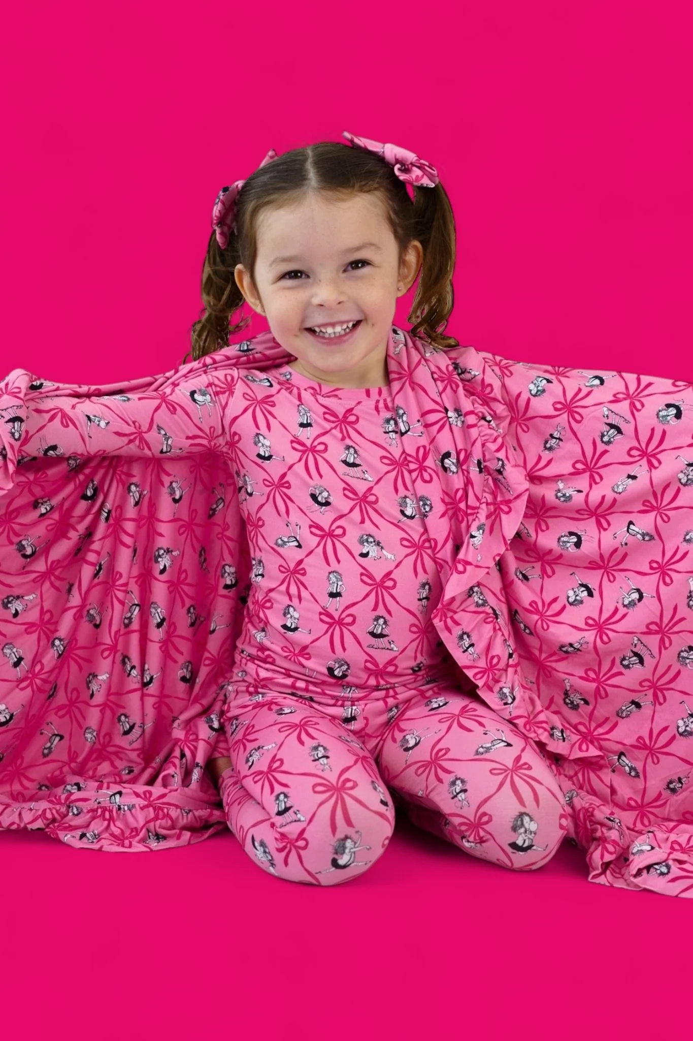 ELOISE PRE-ORDER ROYAL RIBBONS DREAM RUFFLE BLANKET - Image 11