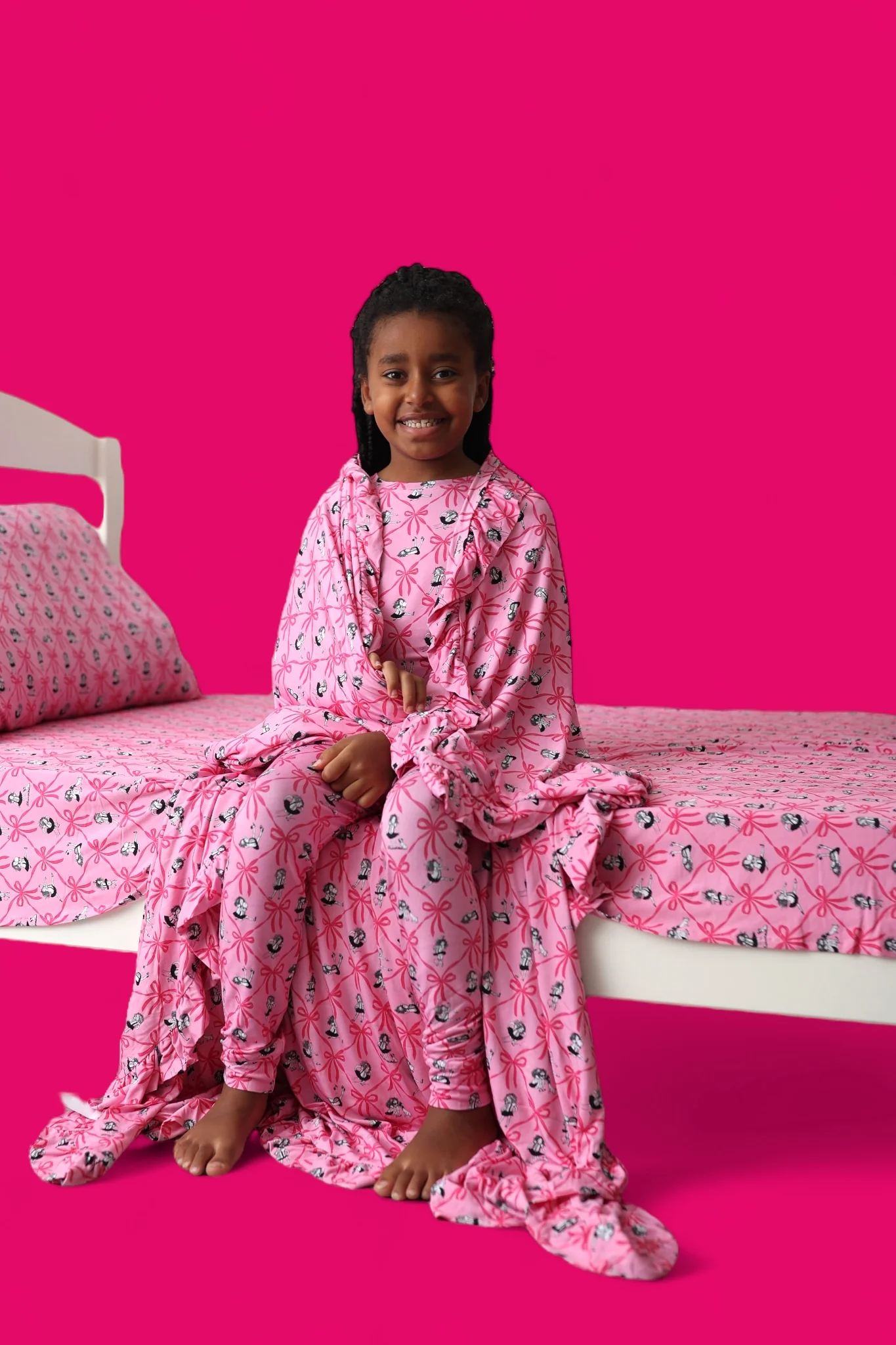 ELOISE PRE-ORDER ROYAL RIBBONS DREAM RUFFLE BLANKET - Image 7