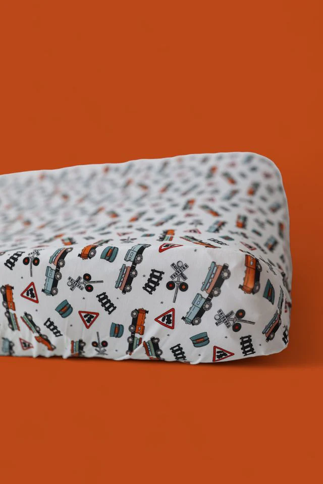 EXCLUSIVE ALL ABOARD DREAM CHANGING PAD COVER - Image 3