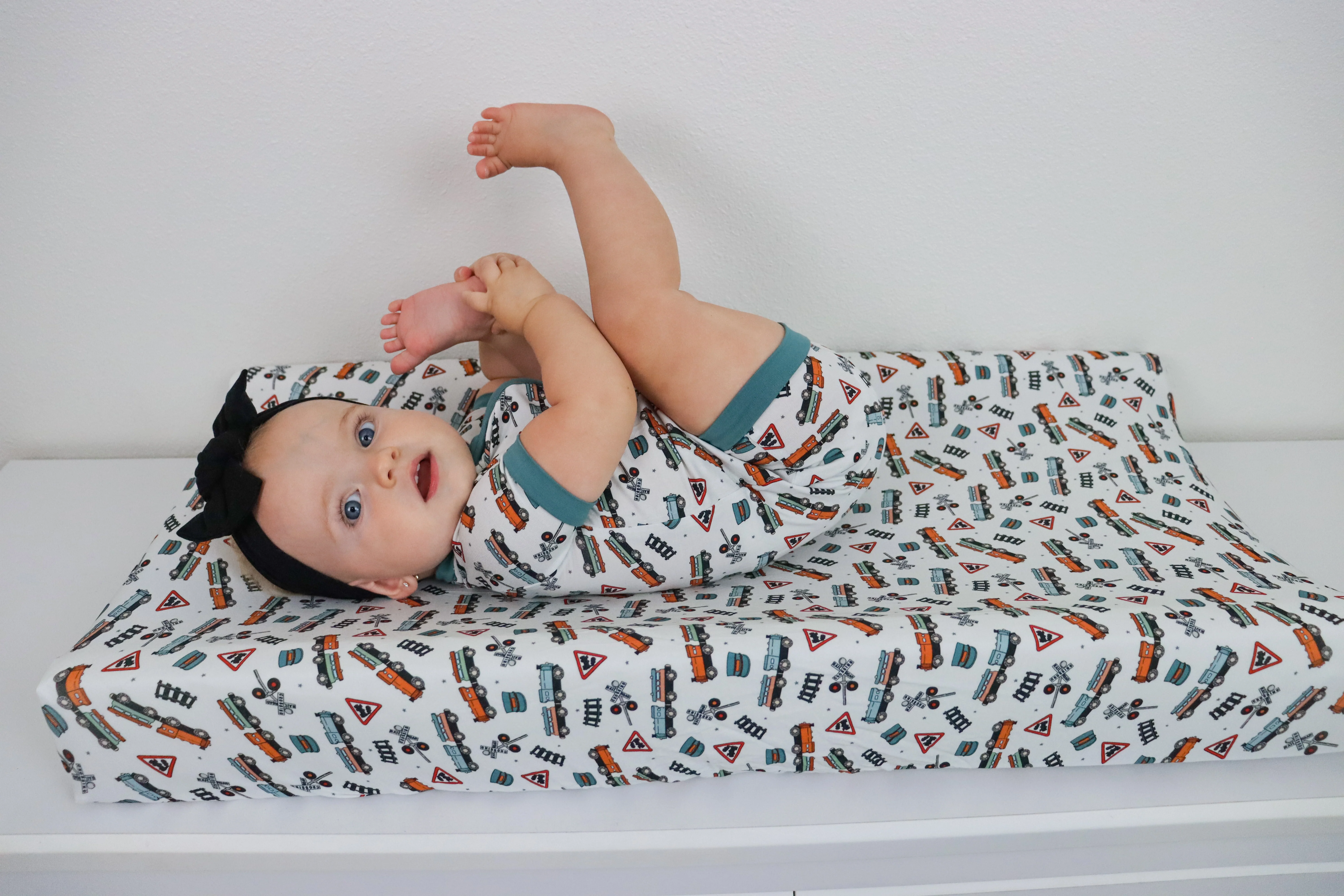 EXCLUSIVE ALL ABOARD DREAM CHANGING PAD COVER - Image 6
