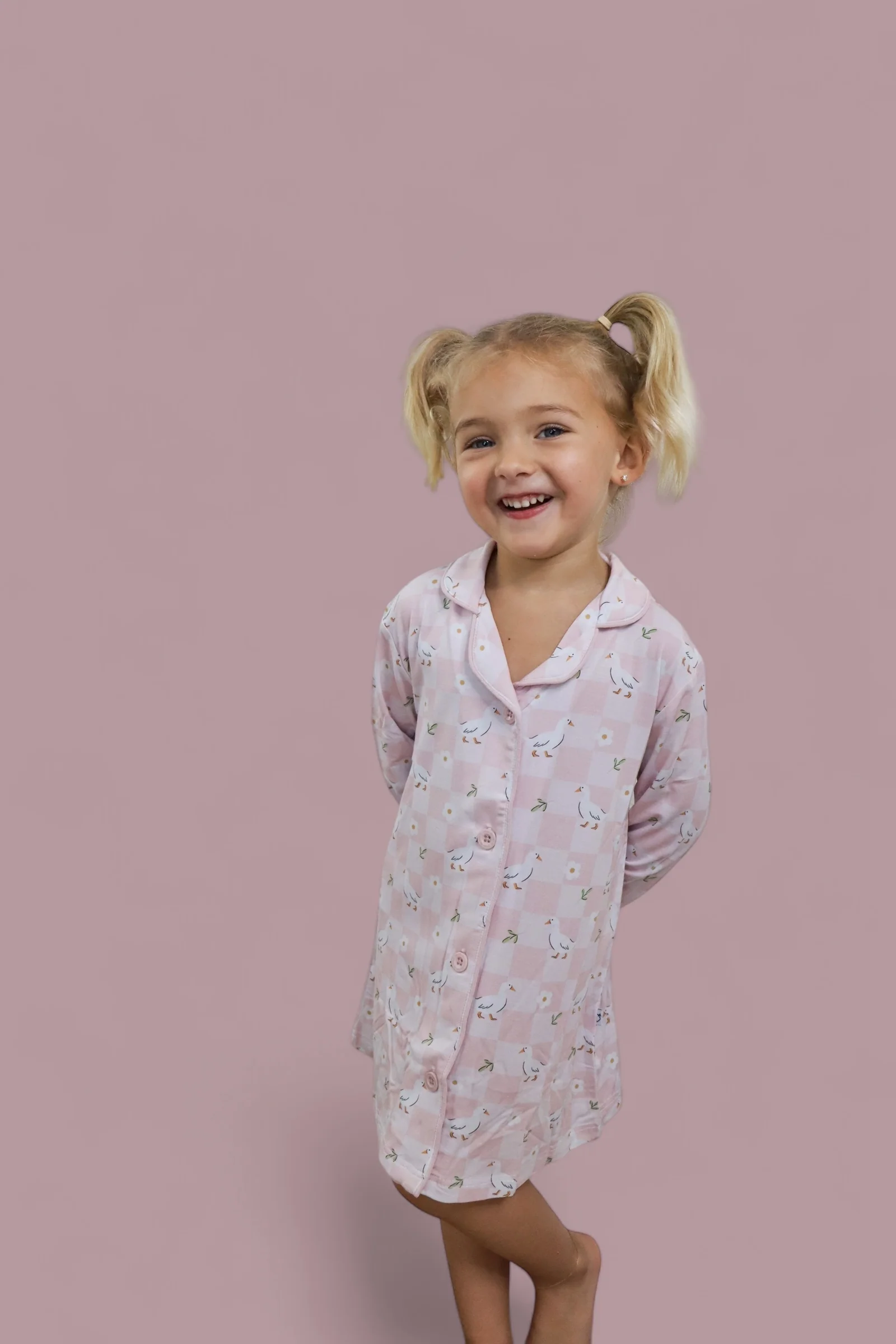 EXCLUSIVE DUCKS AND DAISIES GIRL'S DREAM GOWN - Image 17