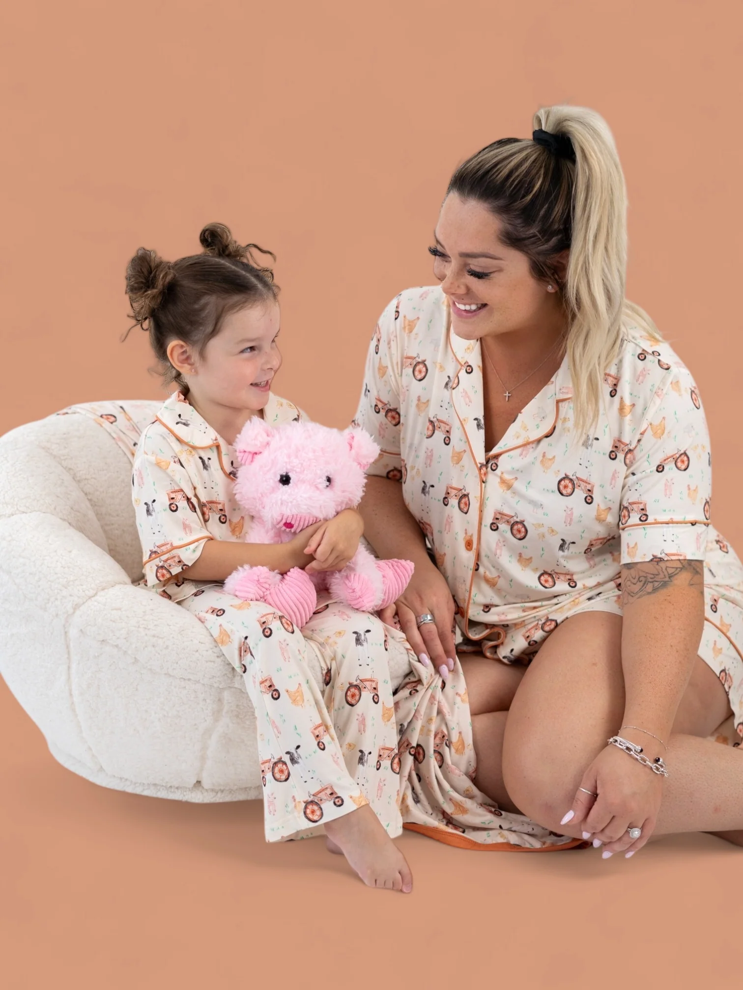 FARMYARD FRIENDS WOMEN’S DREAM SHORT SET - Image 6