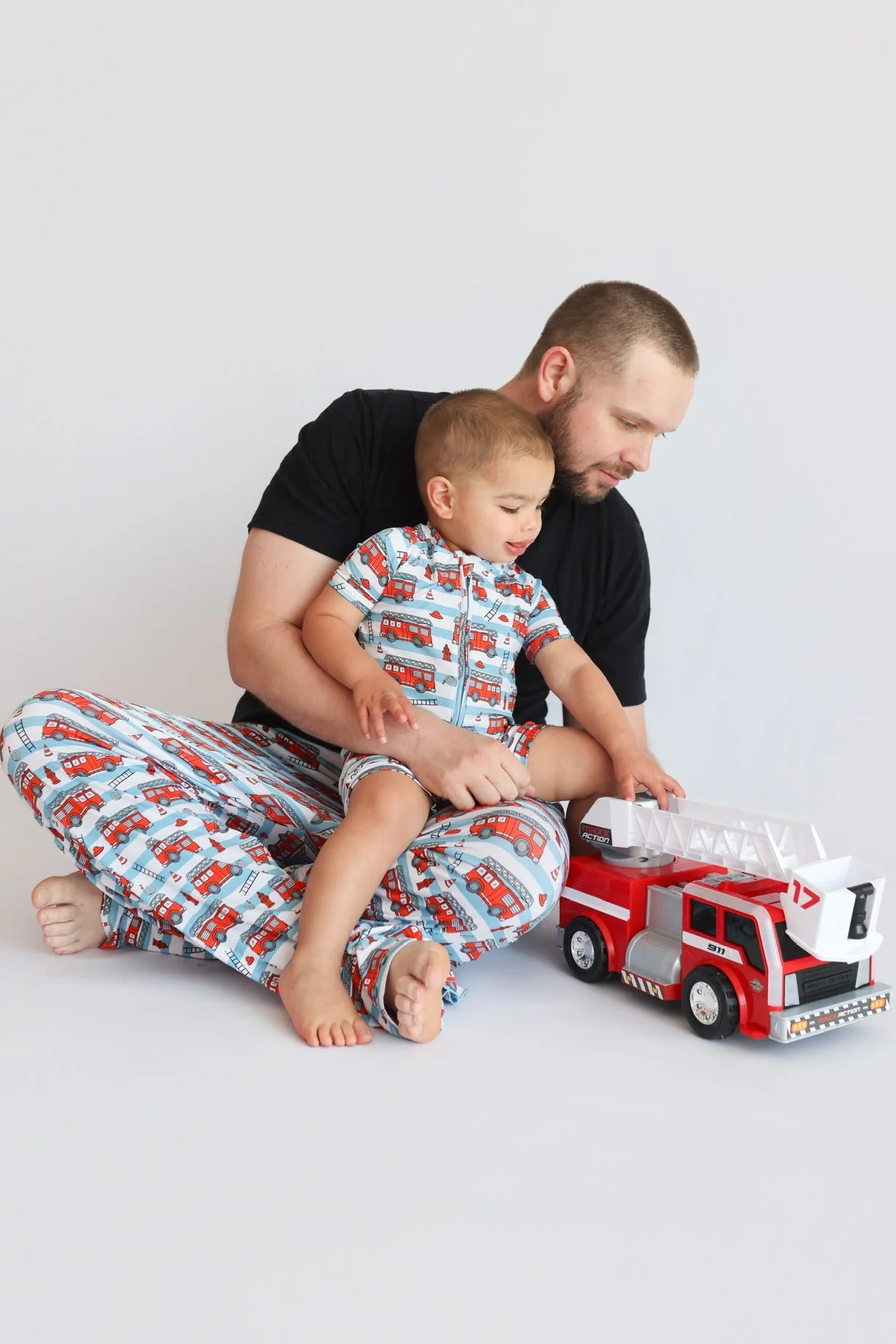 FIRETRUCK FRENZY DREAM MEN'S PANTS - Image 6