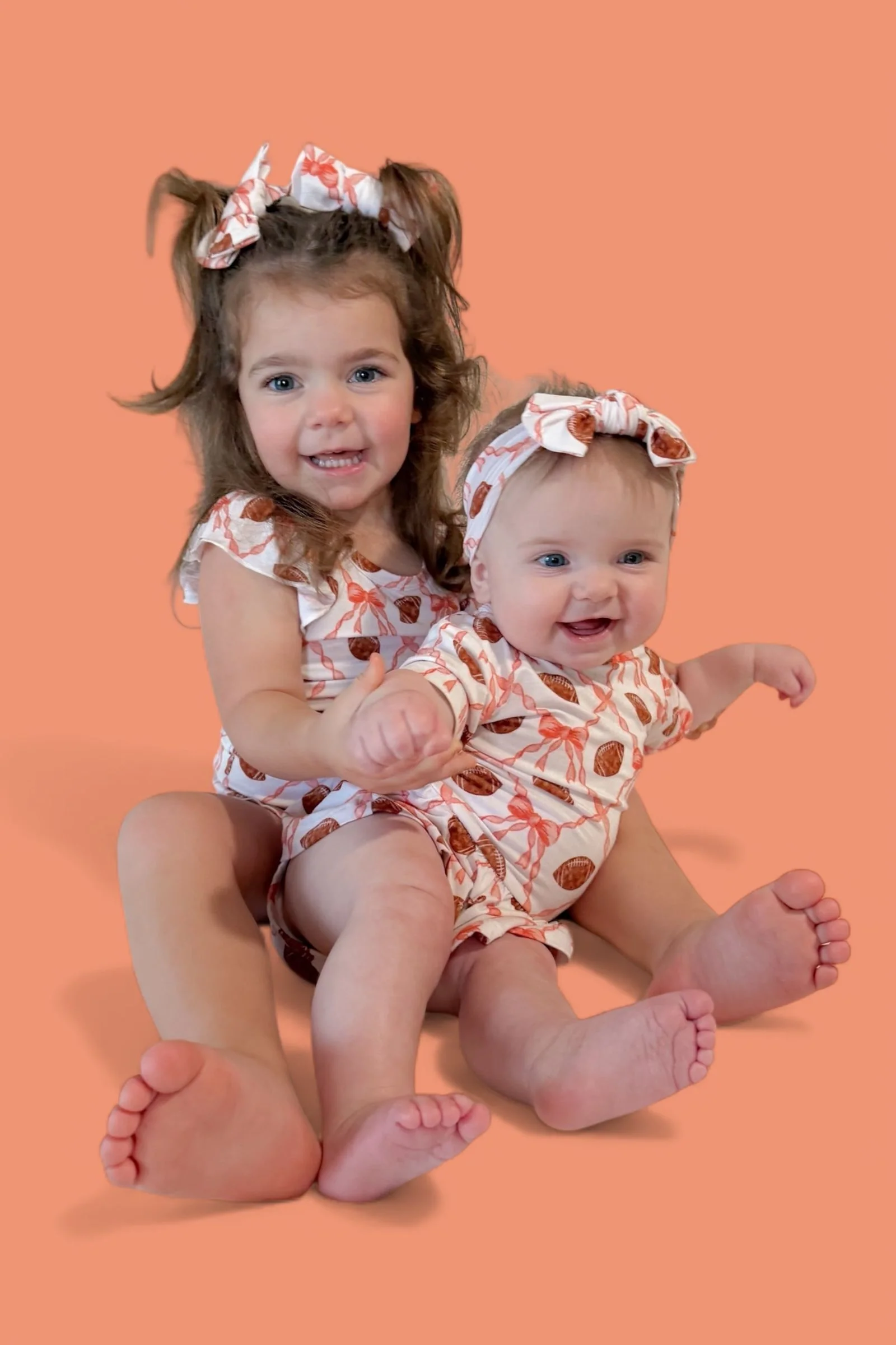 GAME DAY GLAM DREAM RUFFLE SHORT SET - Image 10