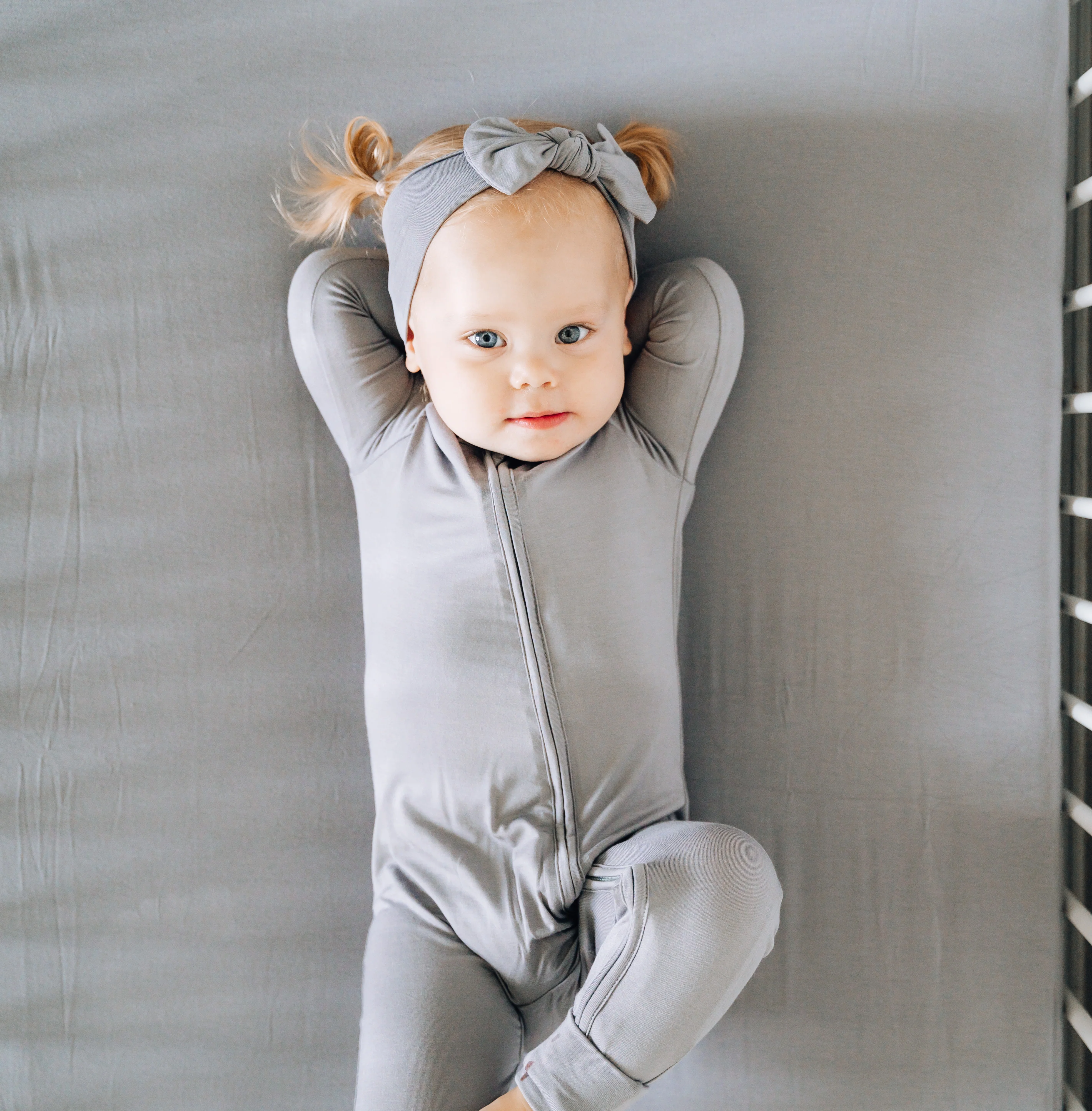 GRAY DREAM BOW - Image 4