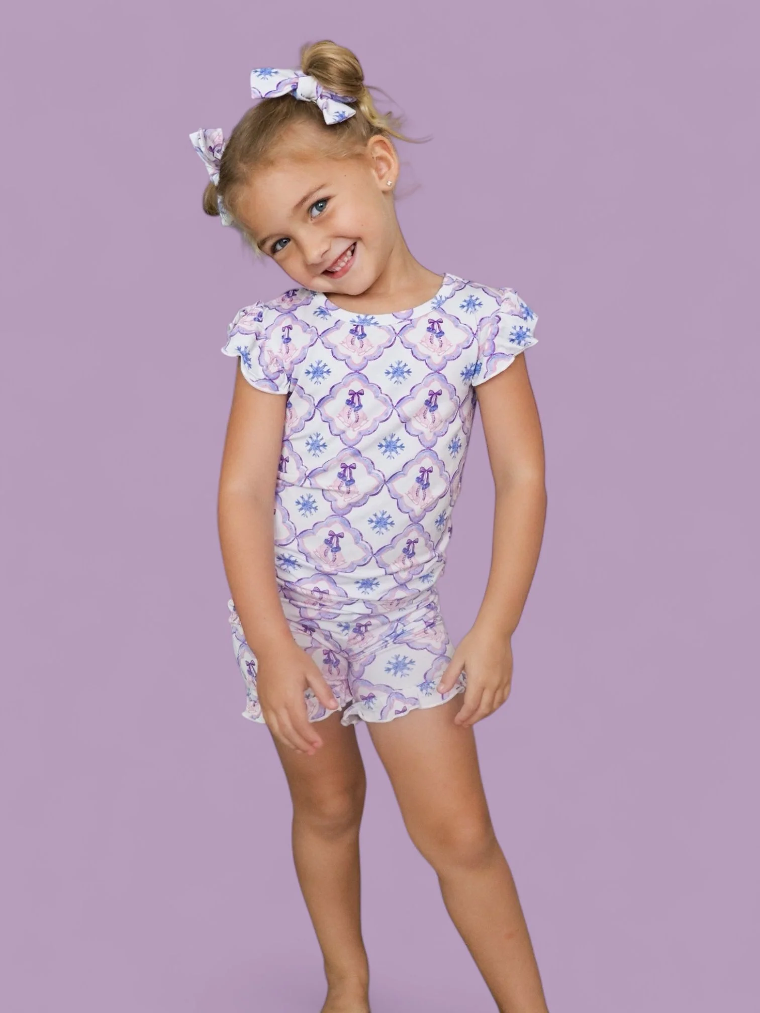 ICY WONDERLAND DREAM RUFFLE SHORT SET - Image 12