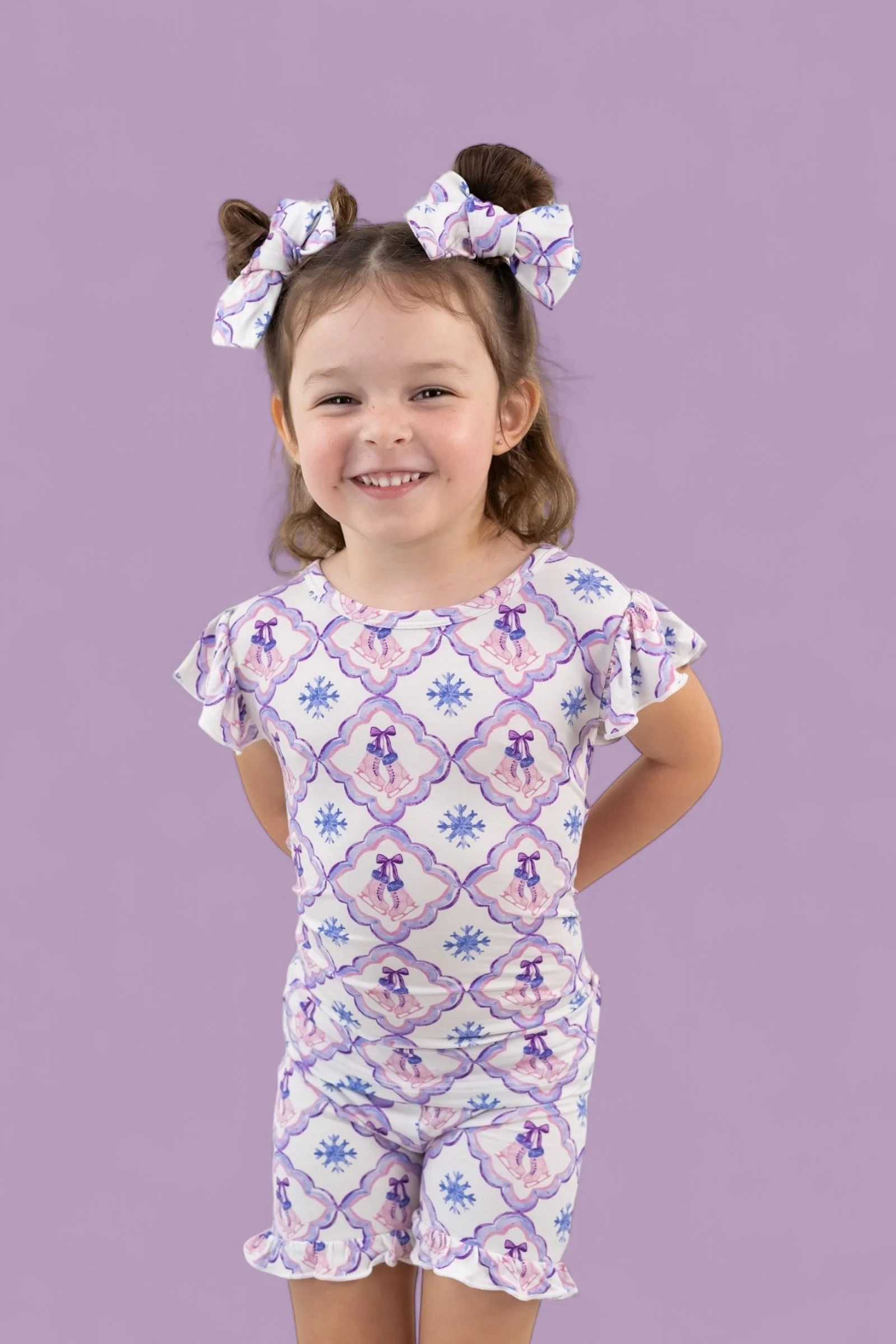 ICY WONDERLAND DREAM RUFFLE SHORT SET - Image 5