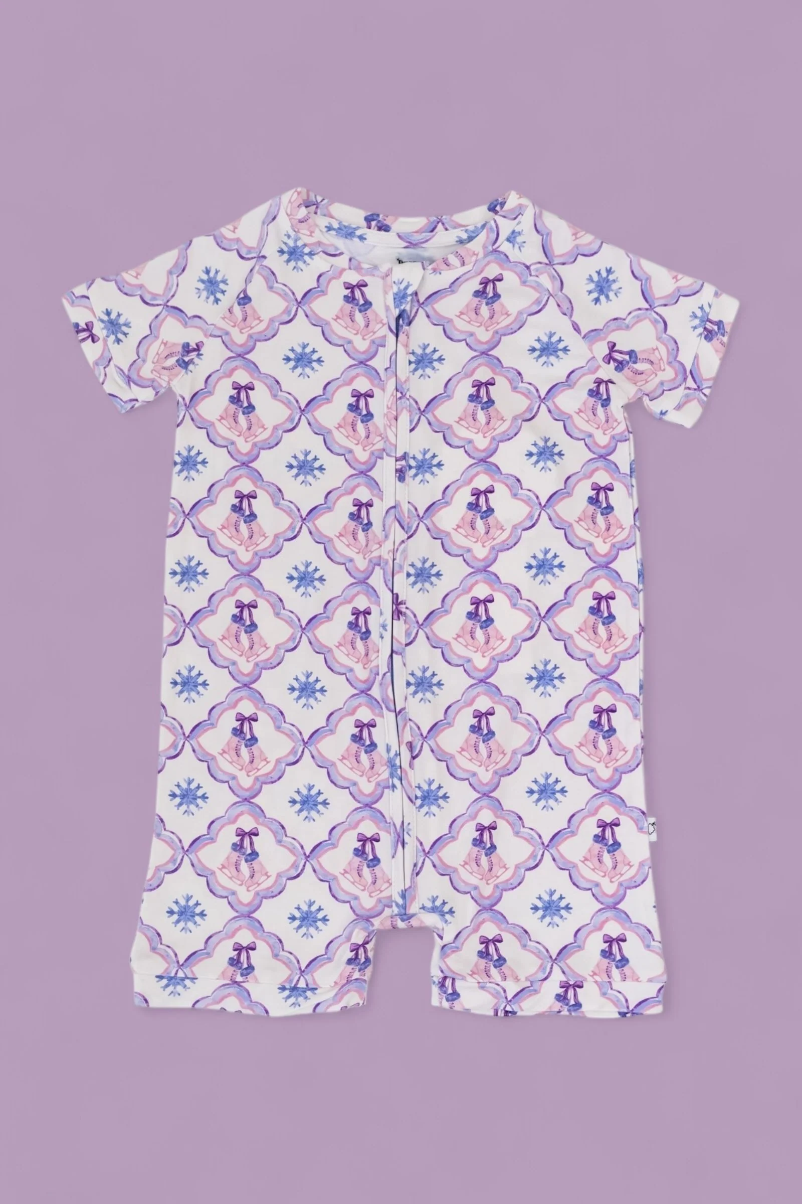 ICY WONDERLAND DREAM SHORTIE - Image 2