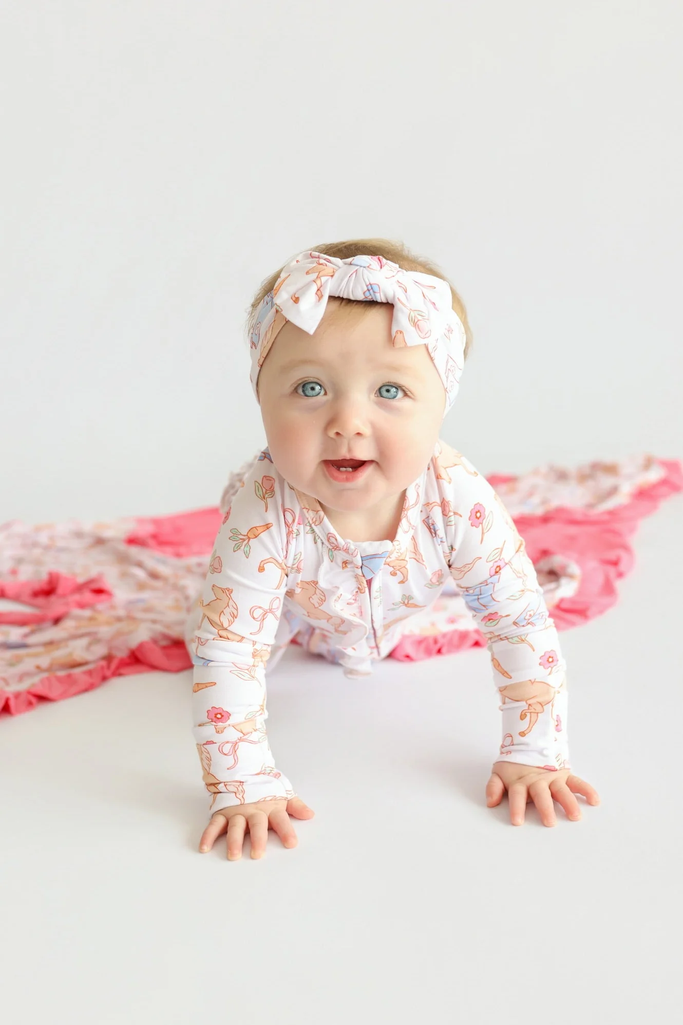 KINSLEY'S BLOOM & BOOTS DREAM BOW - Image 3