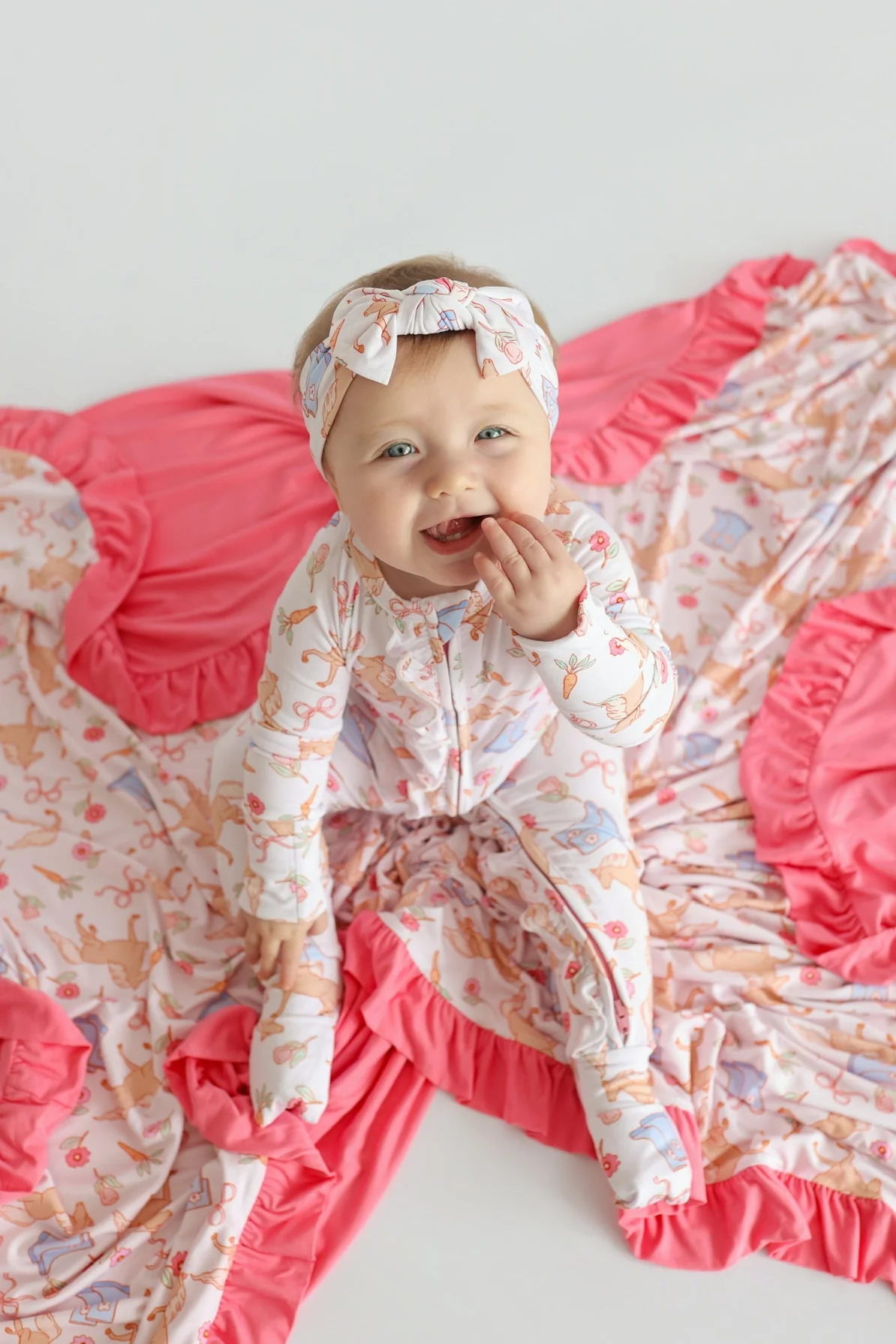 KINSLEY'S BLOOM & BOOTS DREAM BOW - Image 4