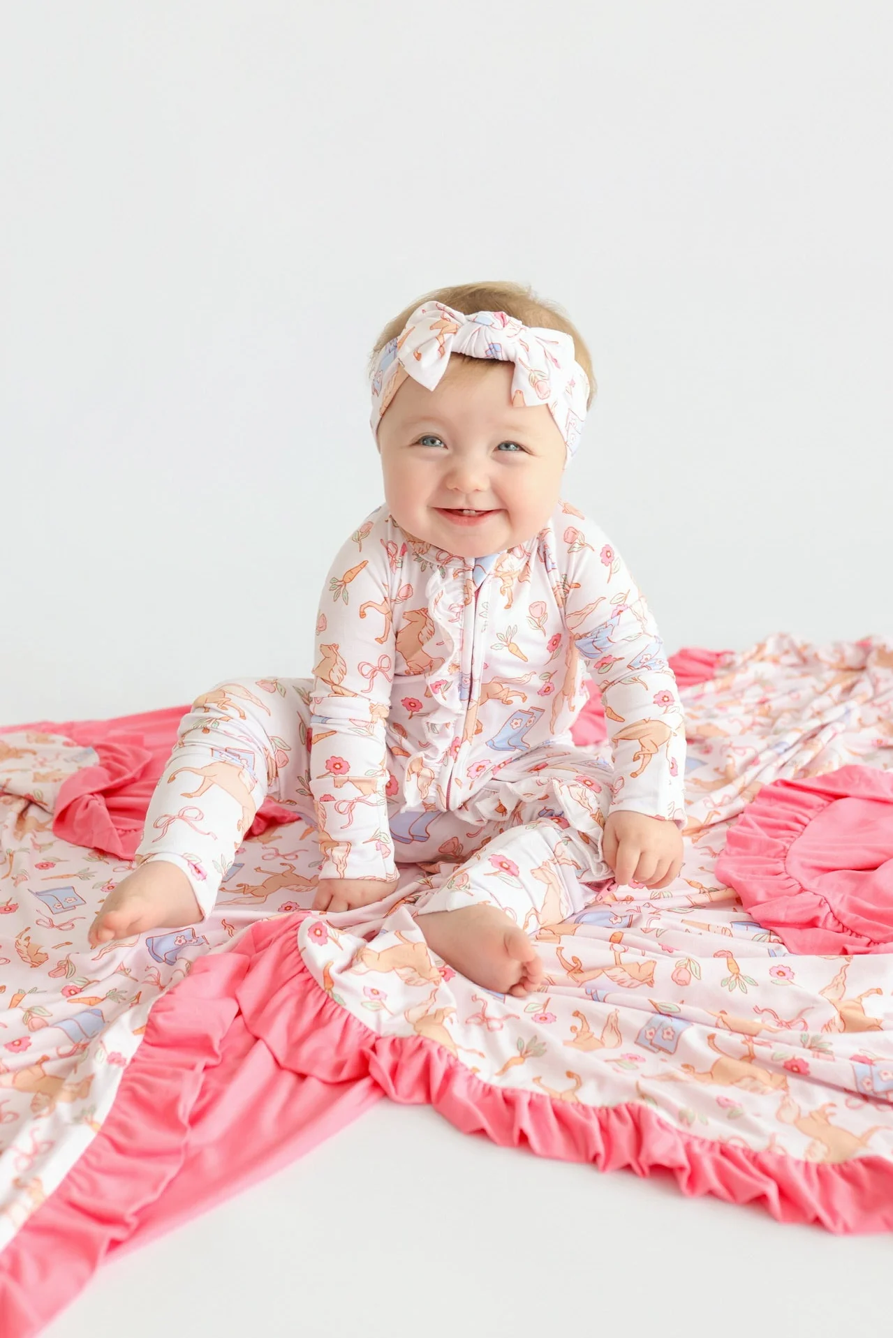 KINSLEY'S BLOOM & BOOTS DREAM BOW - Image 5