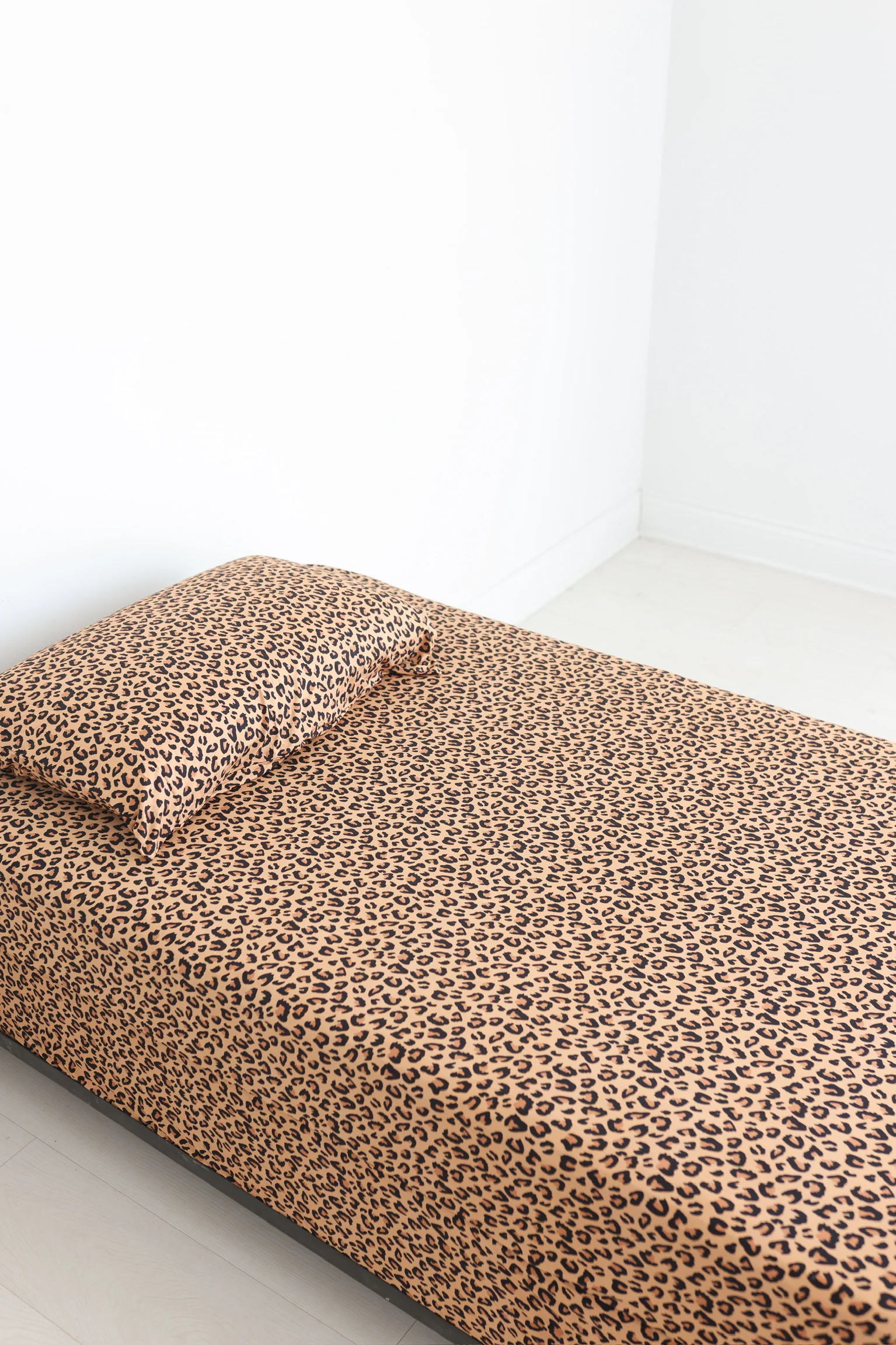 LEOPARD DREAM TWIN SHEET SET - Image 12