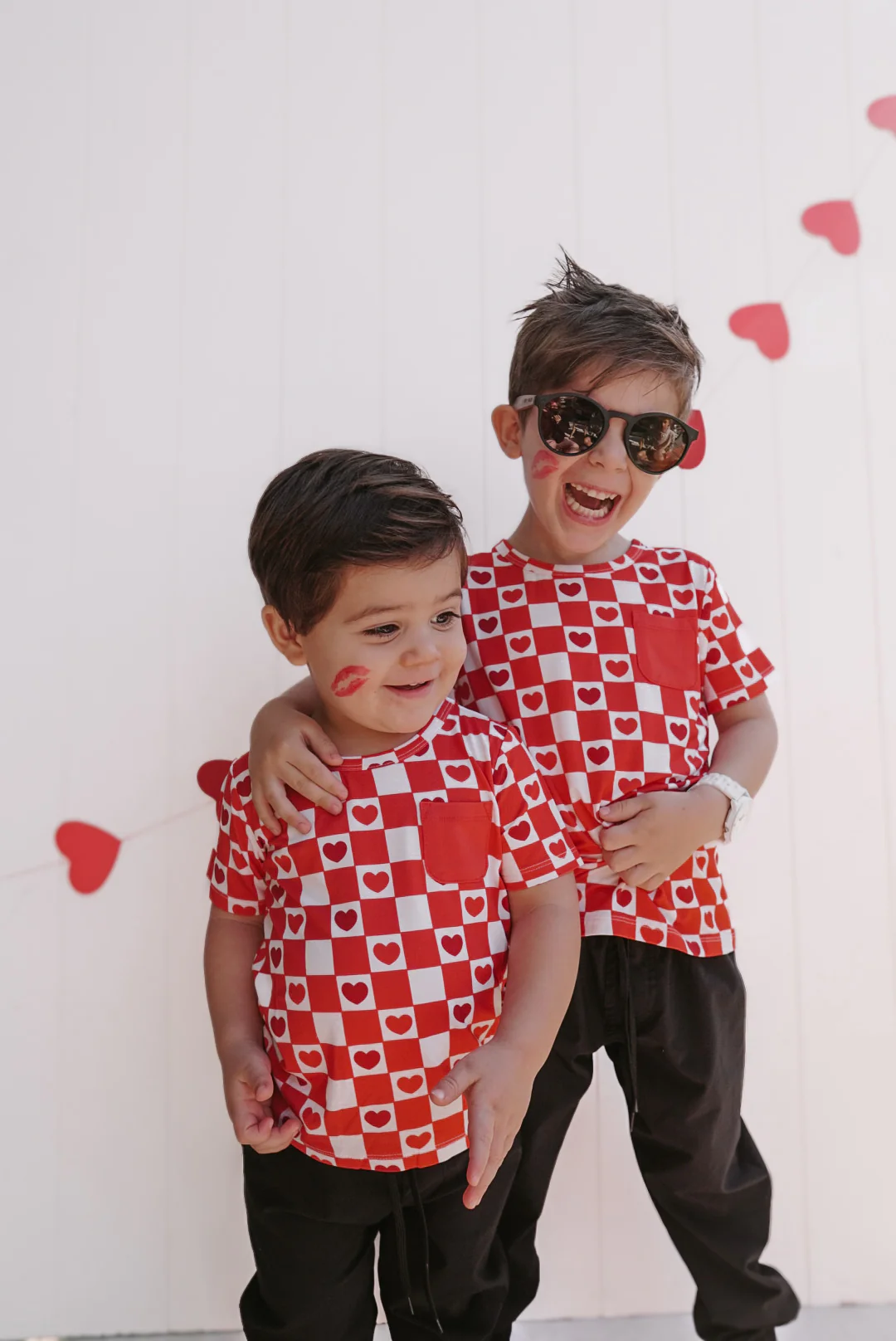 LOVE CHECKZZZ EXCLUSIVE DREAM POCKET TEE - Image 4