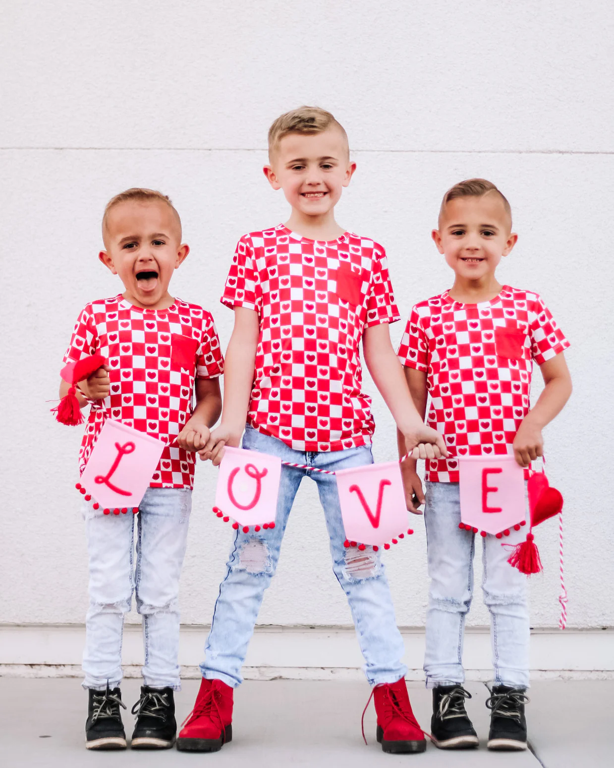 LOVE CHECKZZZ EXCLUSIVE DREAM POCKET TEE - Image 6