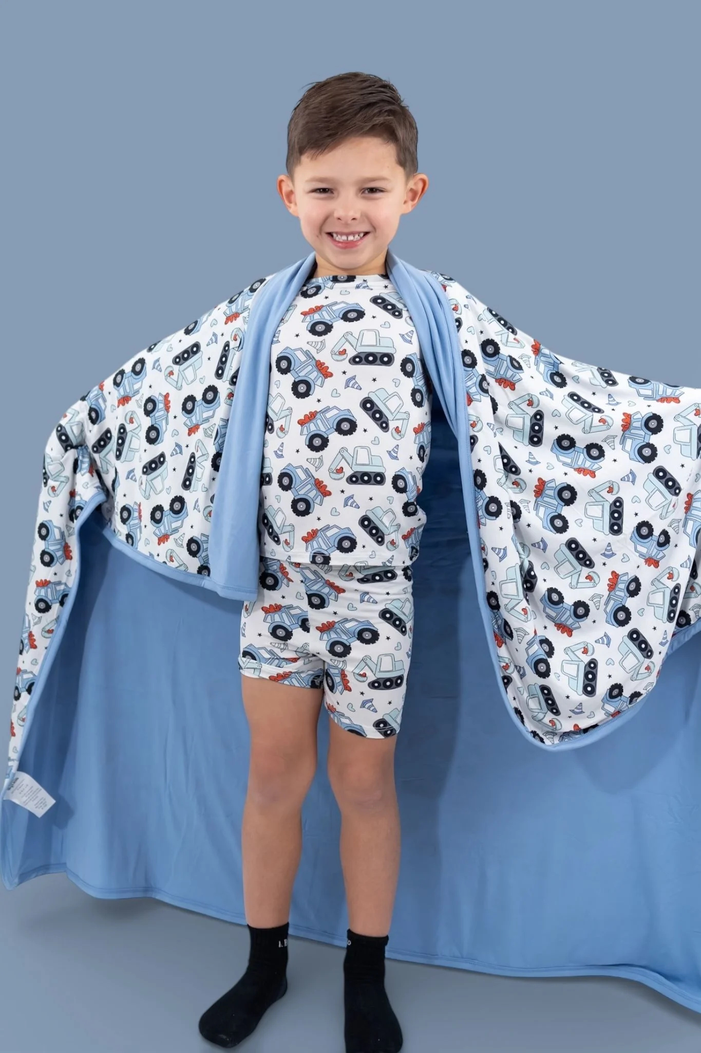 LOVE UNDER CONSTRUCTION DREAM SHORT SET - Image 13