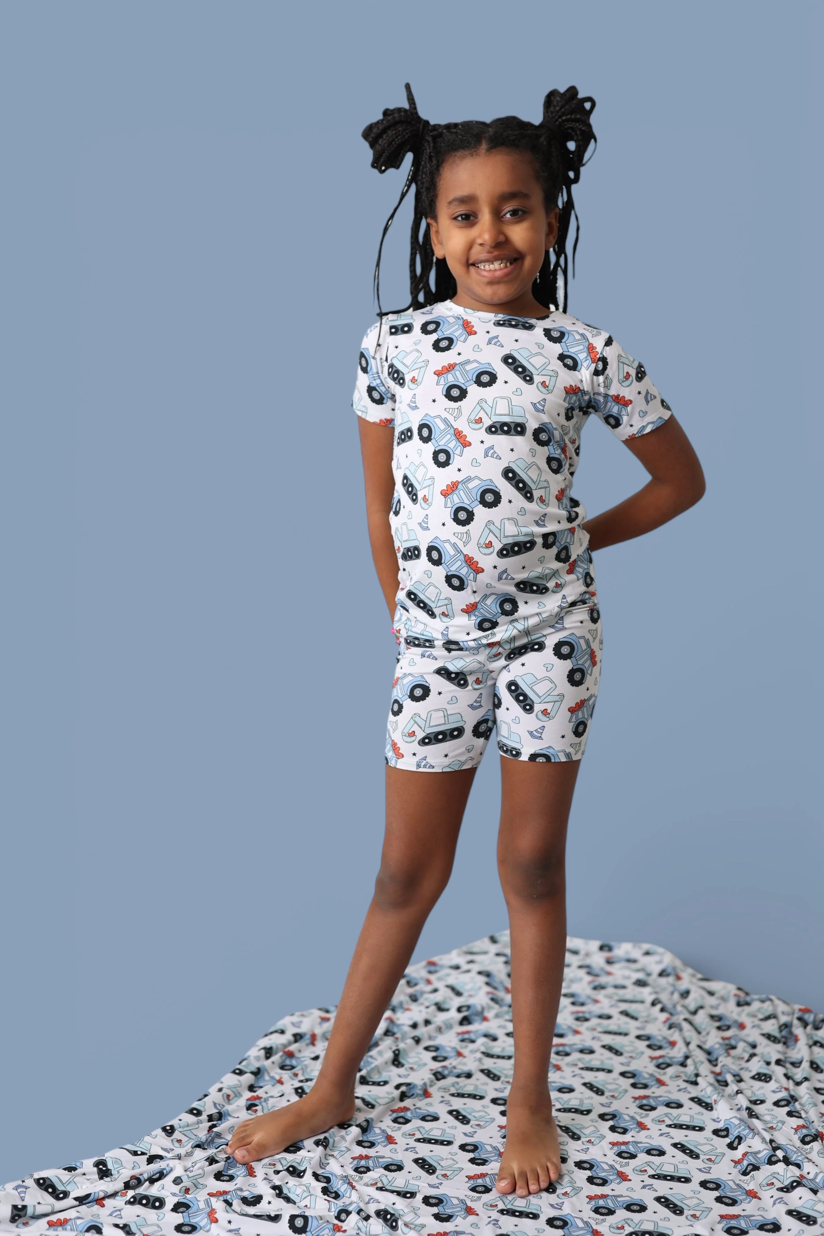 LOVE UNDER CONSTRUCTION DREAM SHORT SET - Image 14