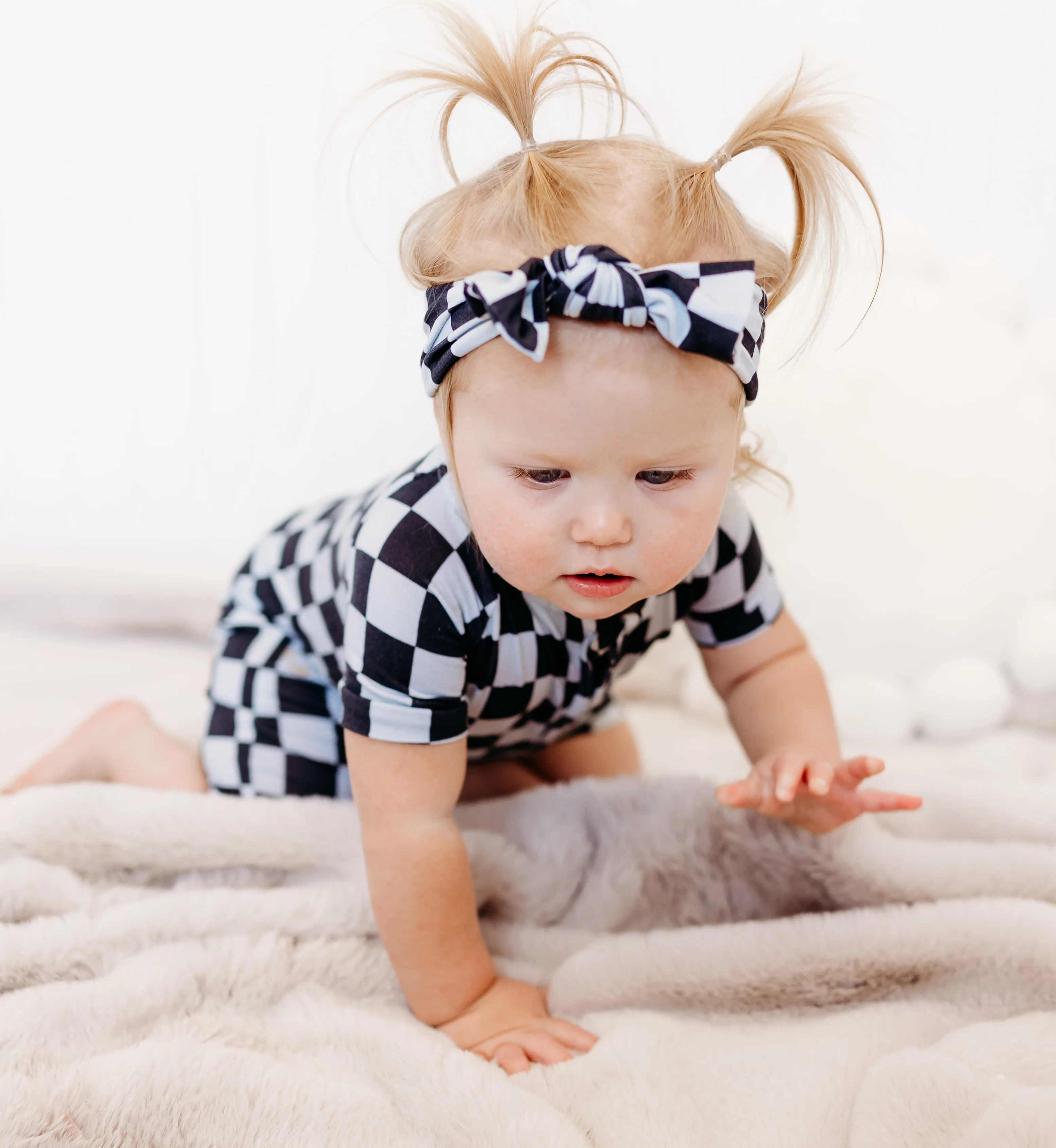 MIDNIGHT CHECKERS DREAM BOW - Image 2