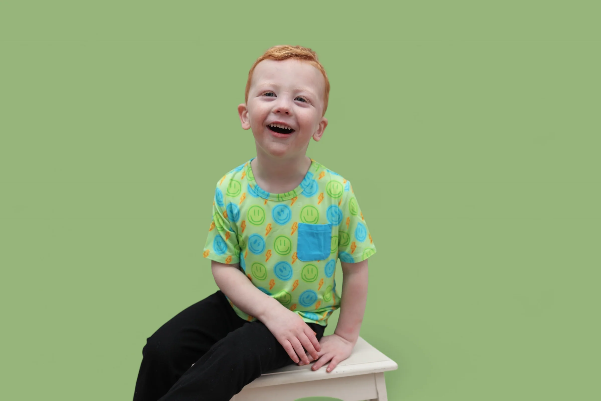 NEON SMILES DREAM POCKET TEE - Image 16