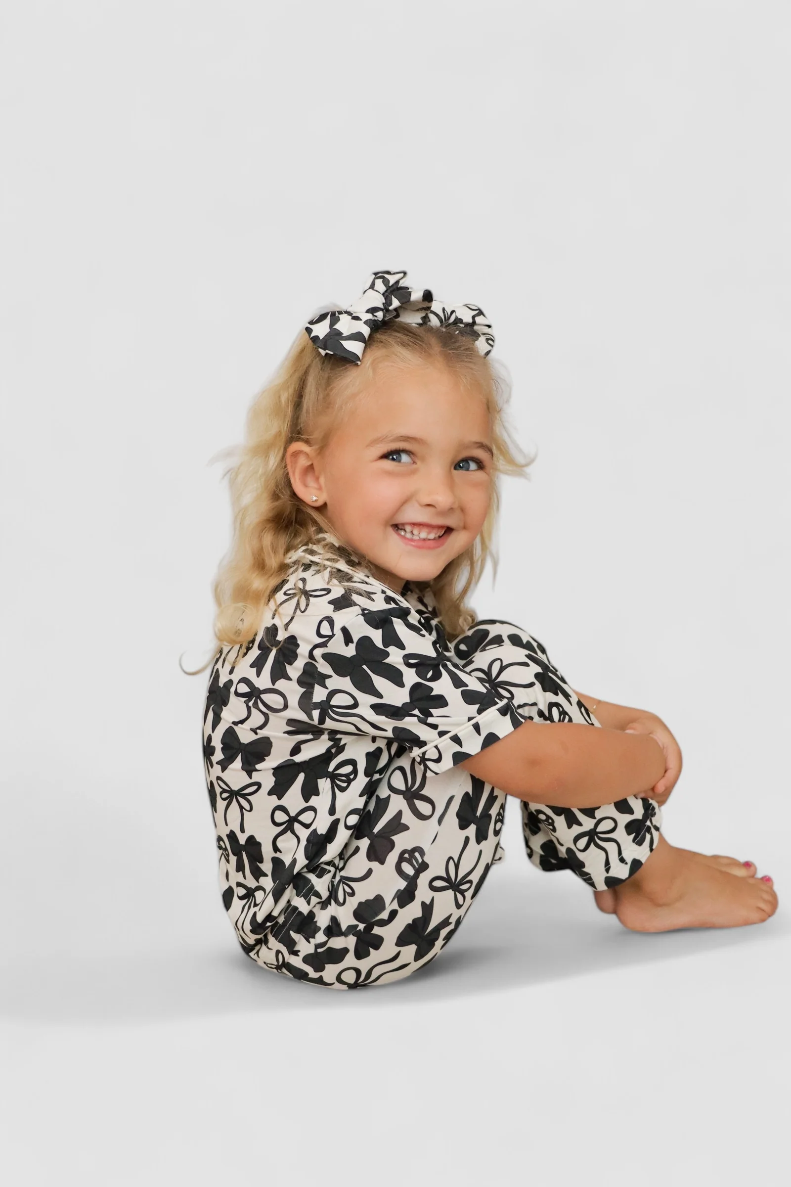NEUTRAL BOWS DREAM GIRL'S FLARE SET - Image 3