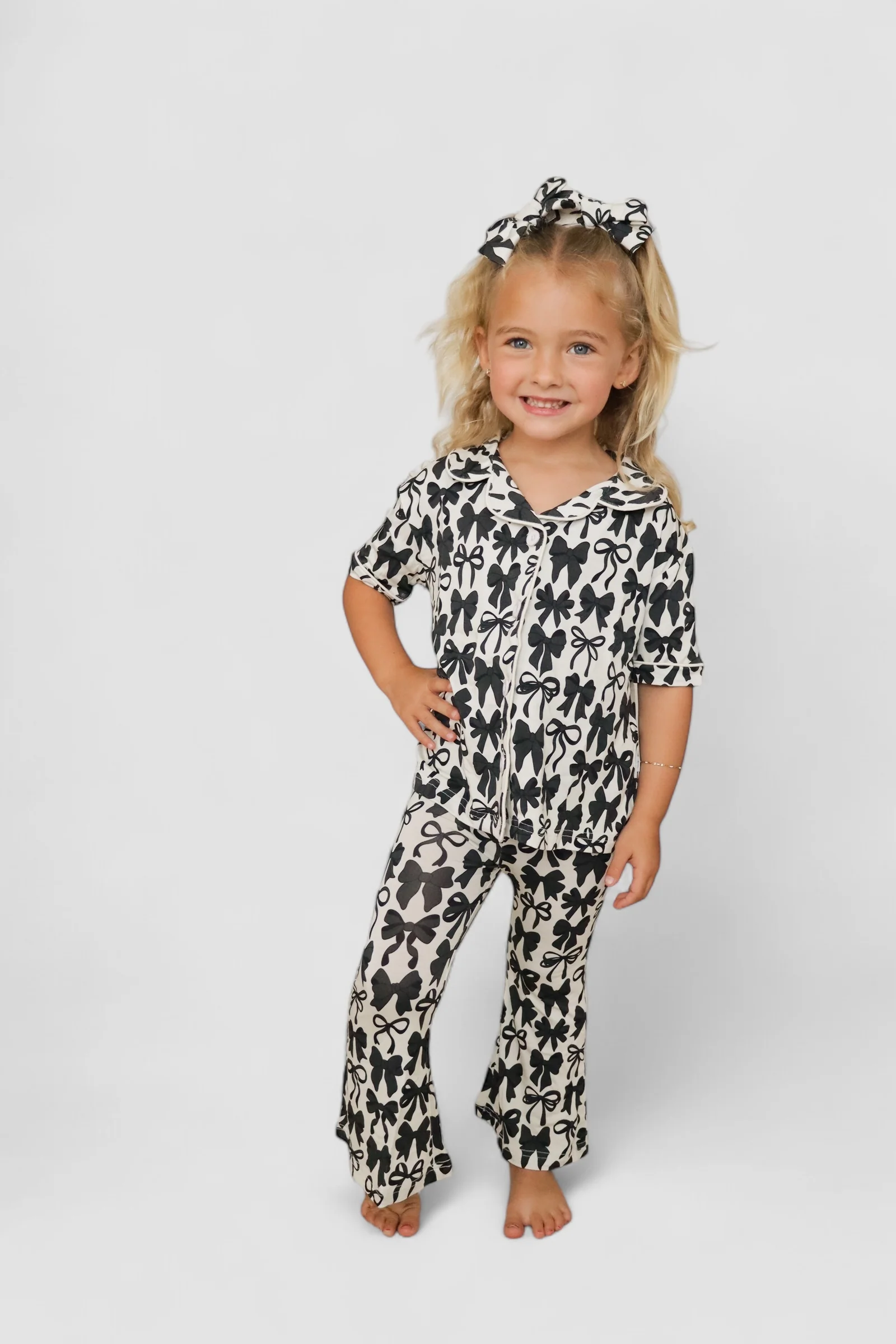NEUTRAL BOWS DREAM GIRL'S FLARE SET - Image 5