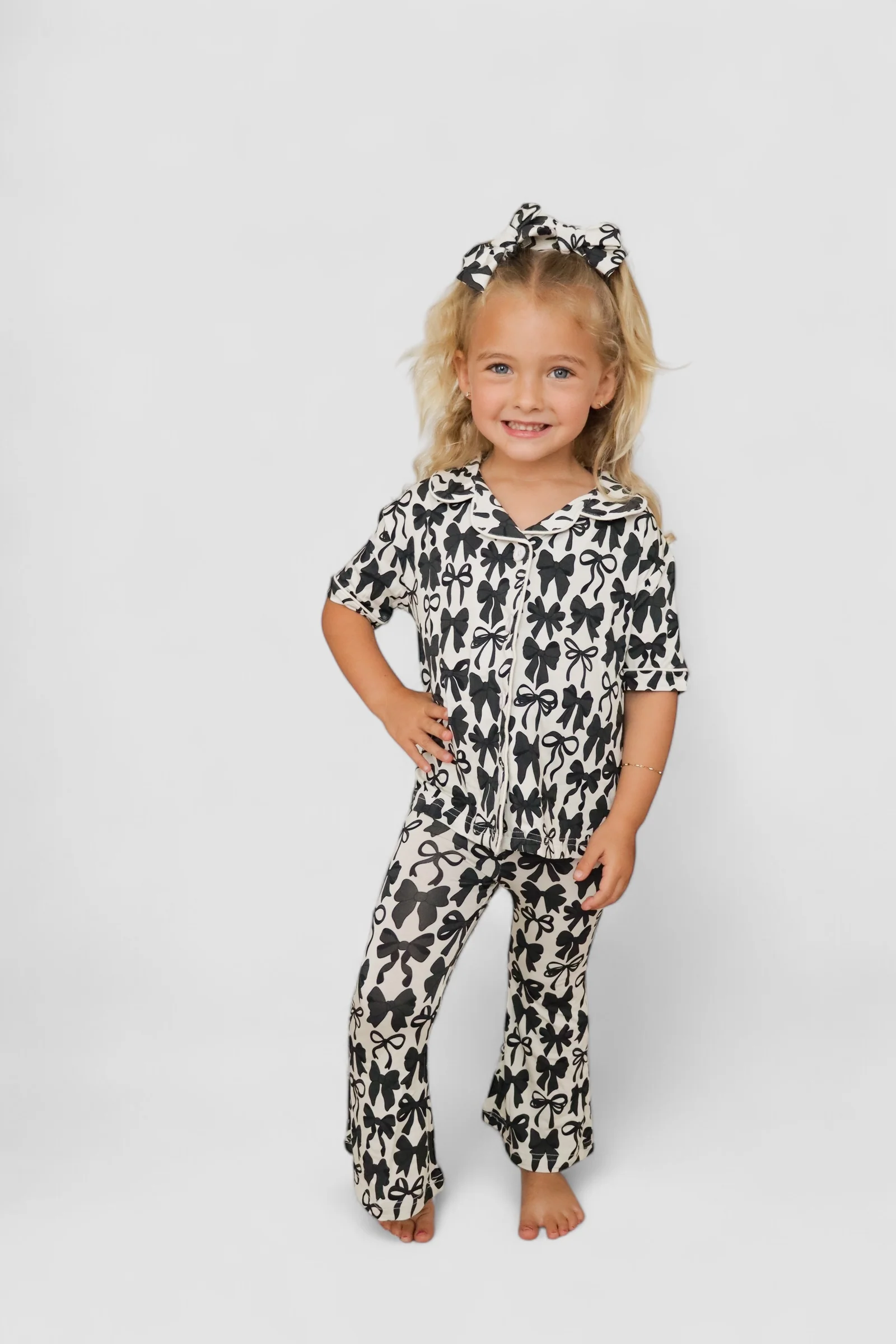 NEUTRAL BOWS DREAM GIRL'S FLARE SET - Image 7