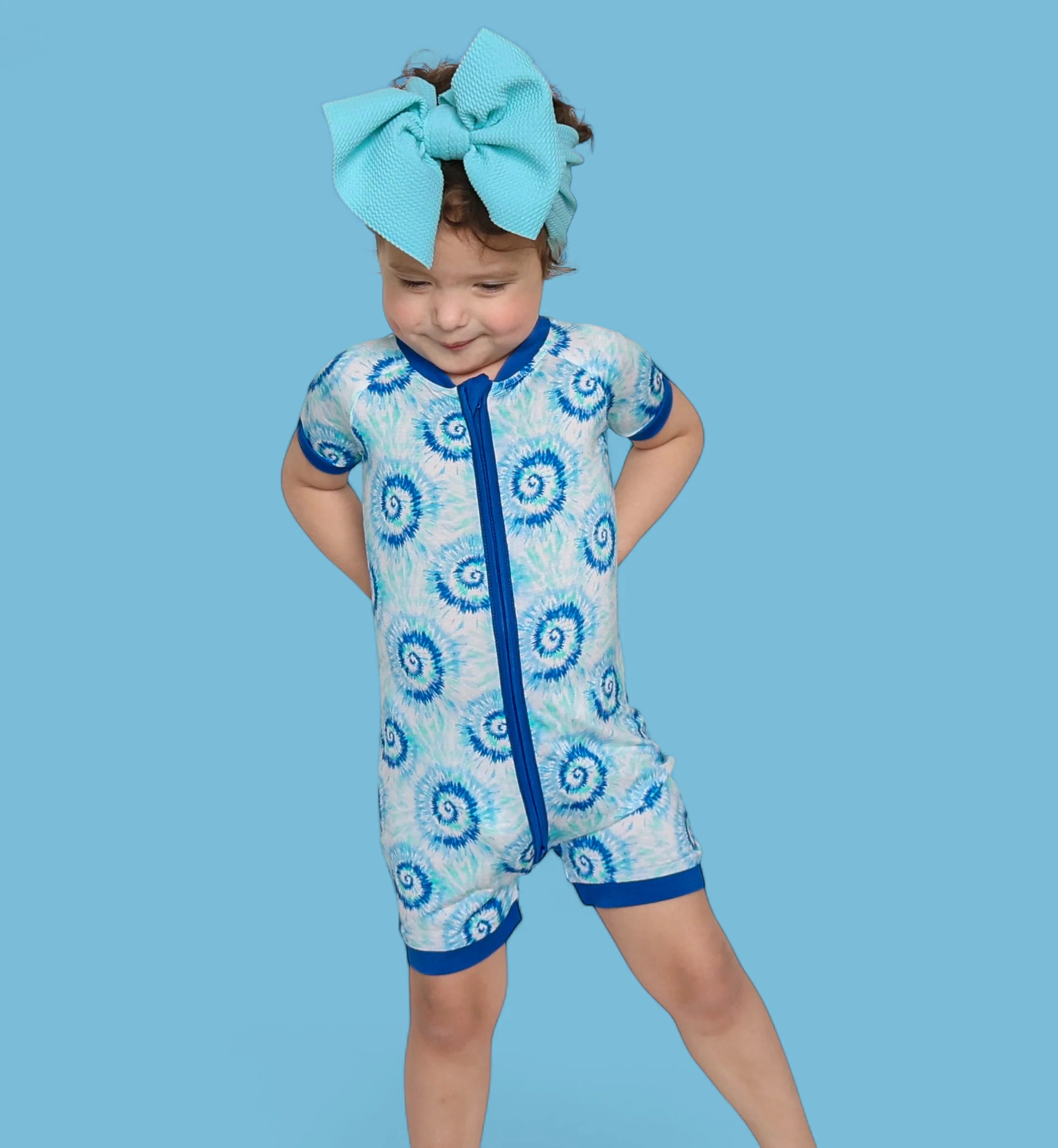 OCEAN WAVES TIE DYE DREAM SHORTIE - Image 7