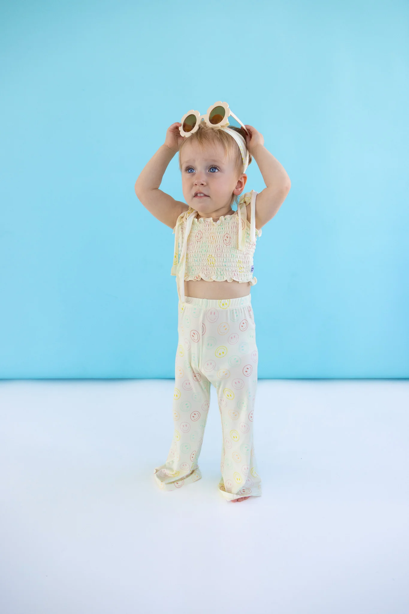 PASTEL SMILES DREAM SMOCKED FLARE SET - Image 6