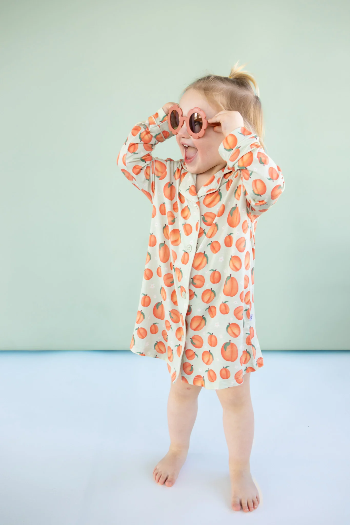 PEACHY-KEEN GIRL'S DREAM GOWN - Image 3