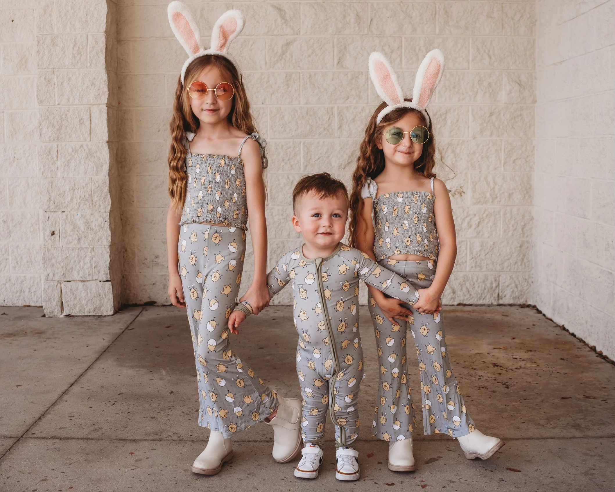 EXCLUSIVE PEEPIN' IT REAL DREAM SMOCKED FLARE SET - Image 15