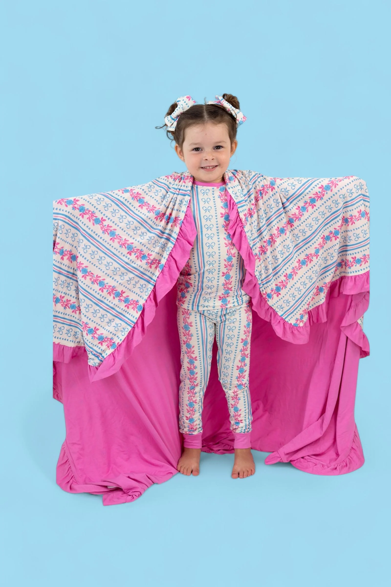 PETITE POSIE DREAM RUFFLE BLANKET - Image 3