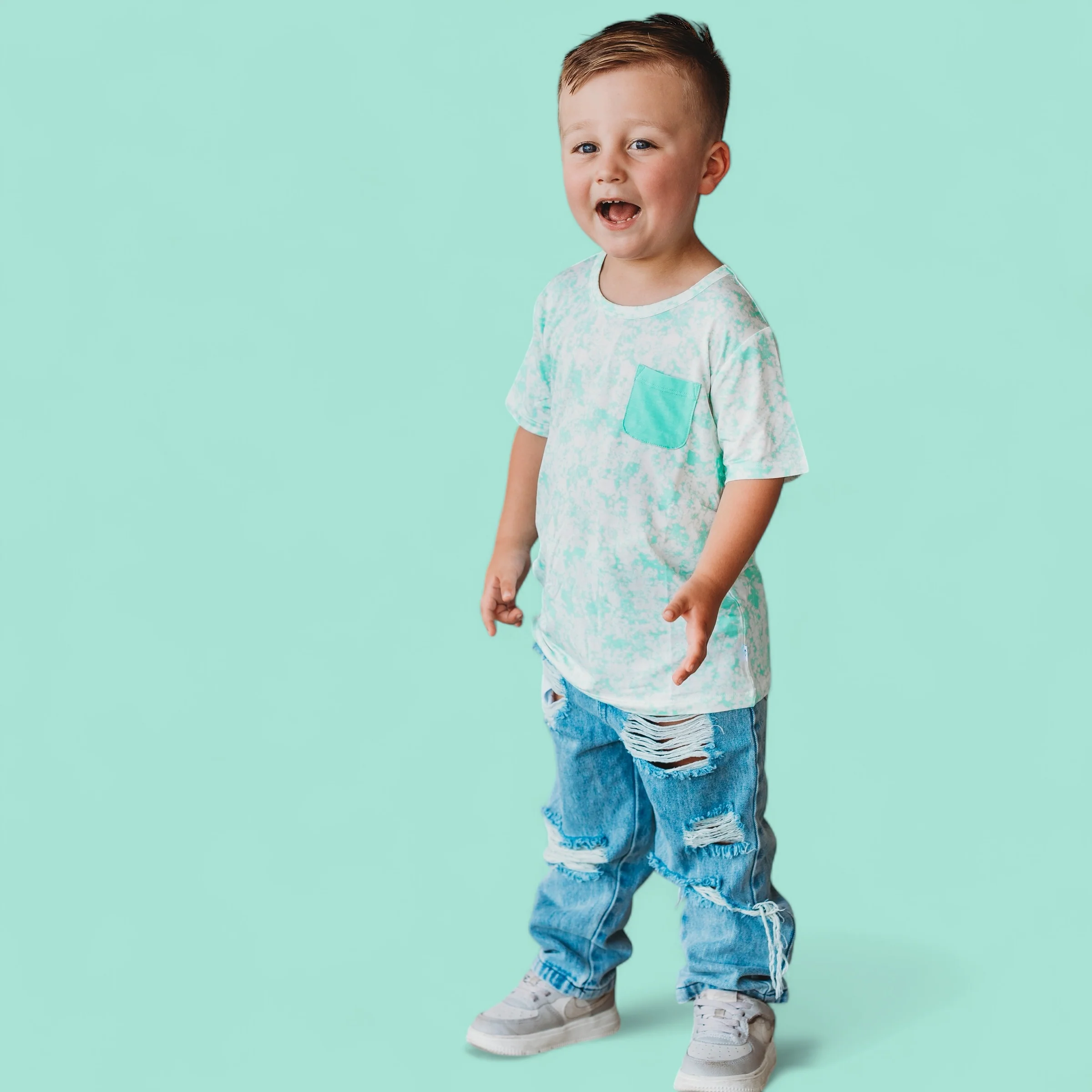 SEAFOAM TIE DYE DREAM POCKET TEE - Image 7