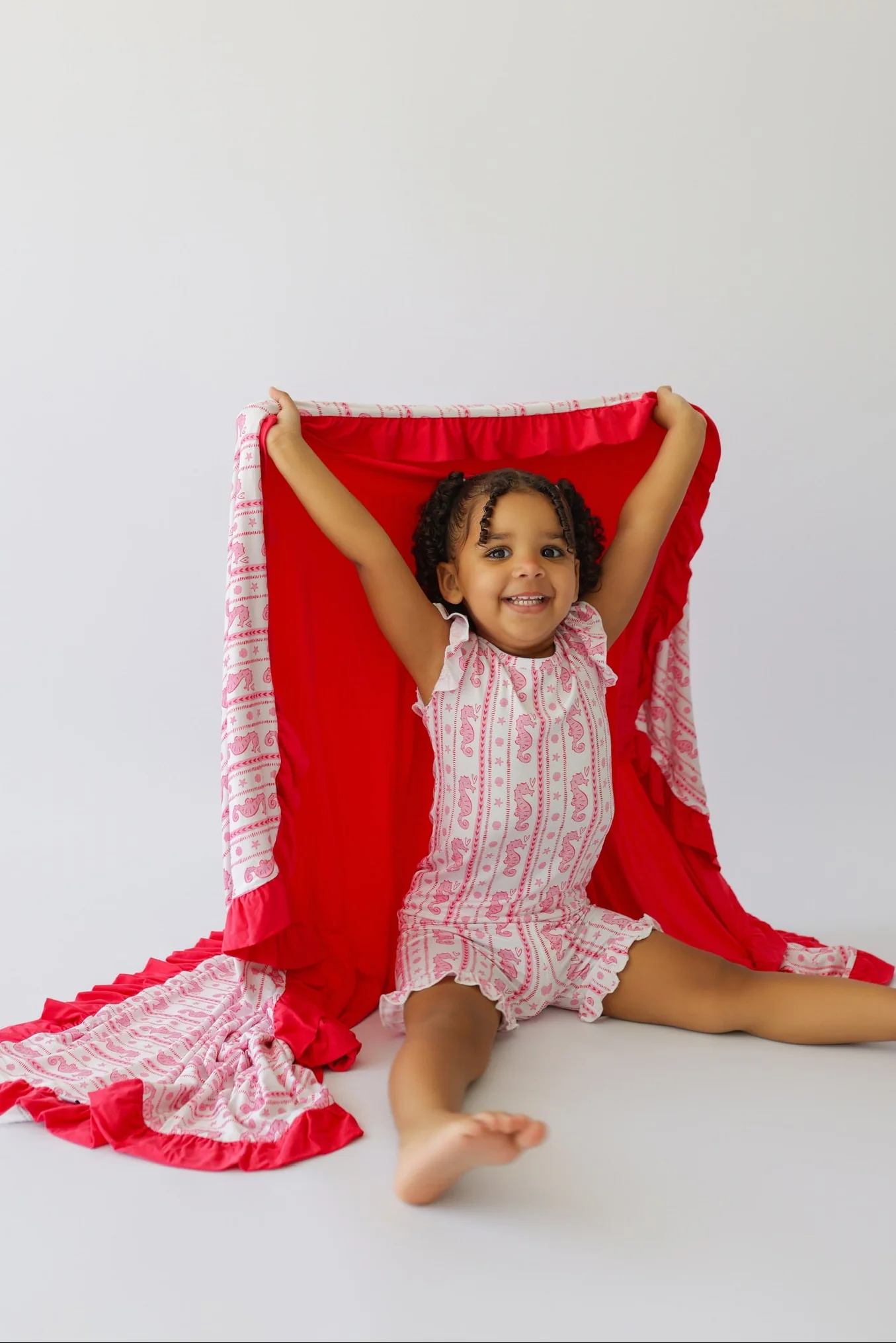 SEAHORSE SWEETHEART DREAM RUFFLE BLANKET - Image 5